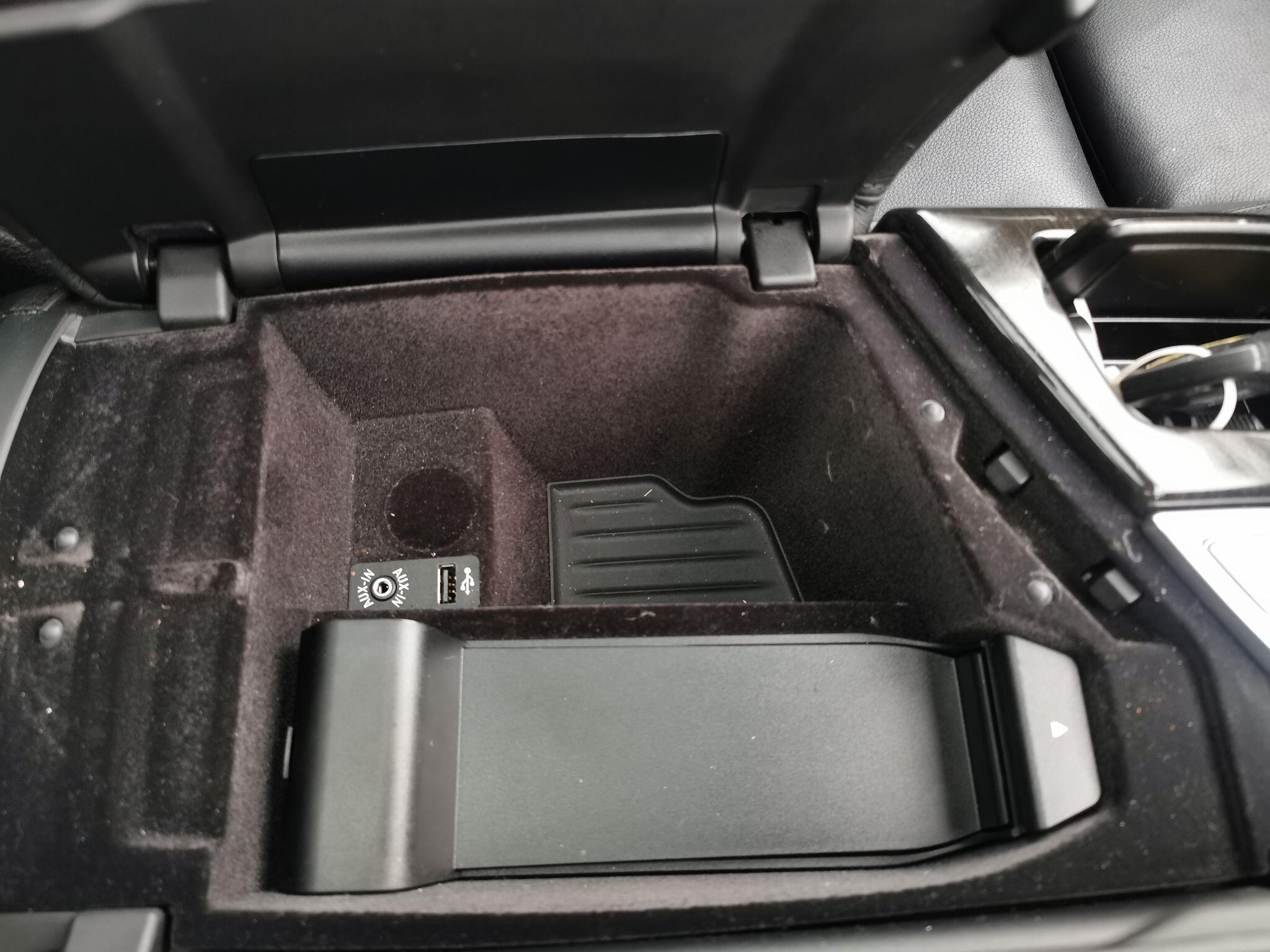 BMW 5 Series view 34