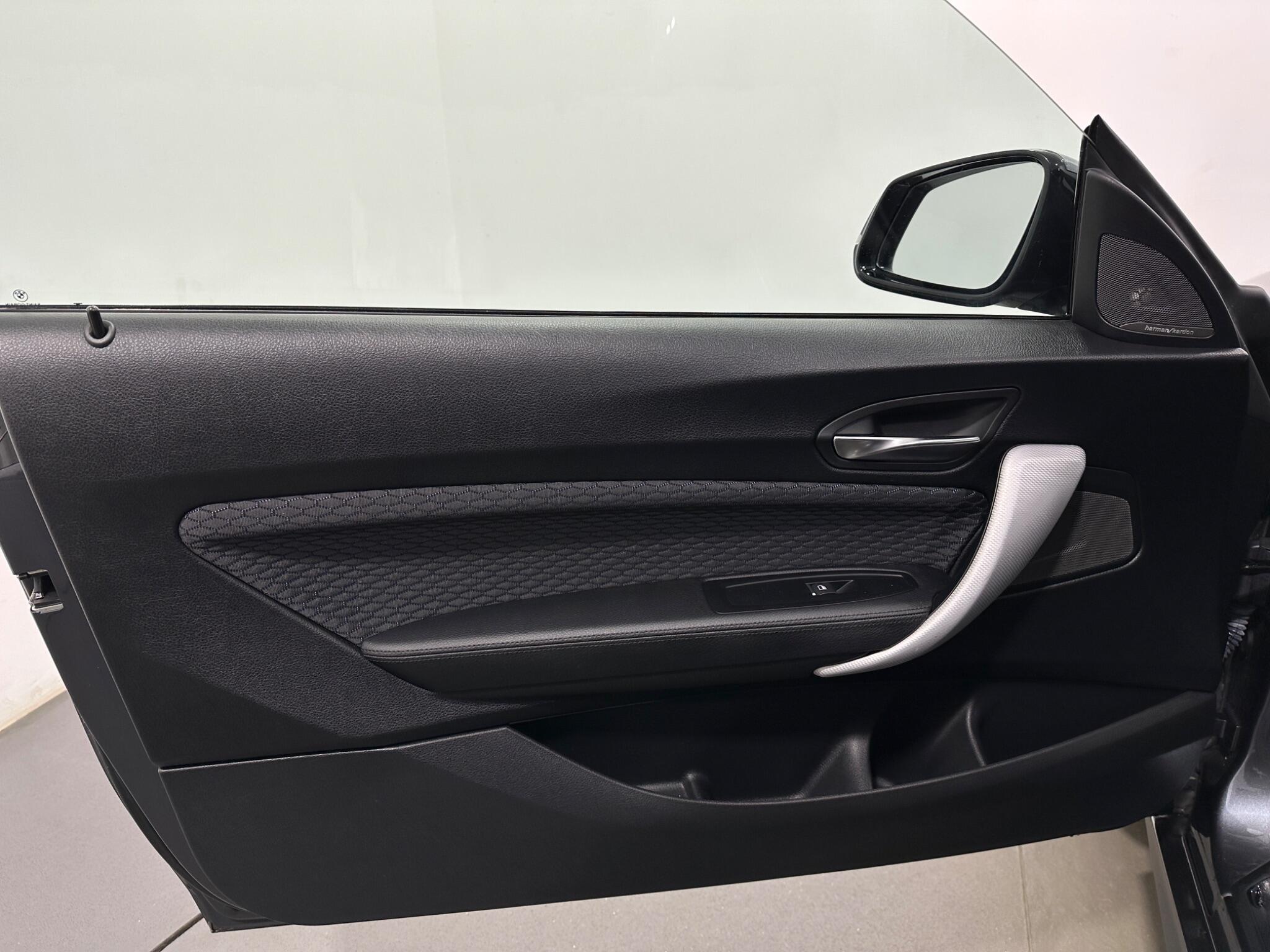 BMW 2 Series view 39