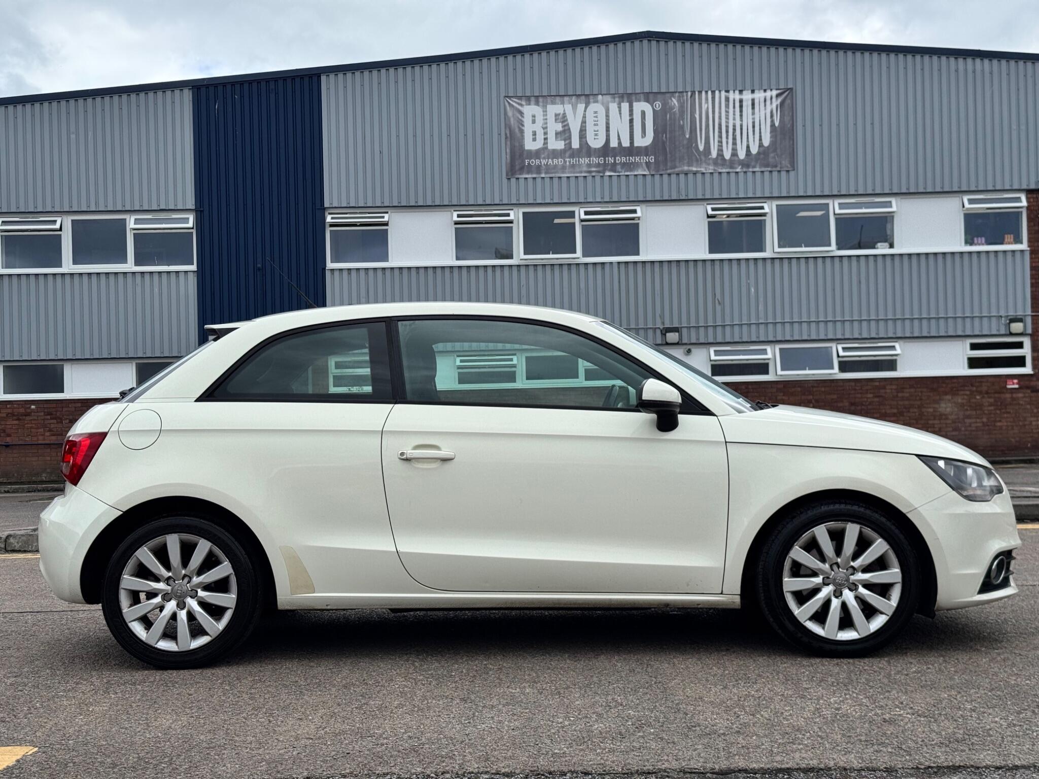 Audi A1 view 18