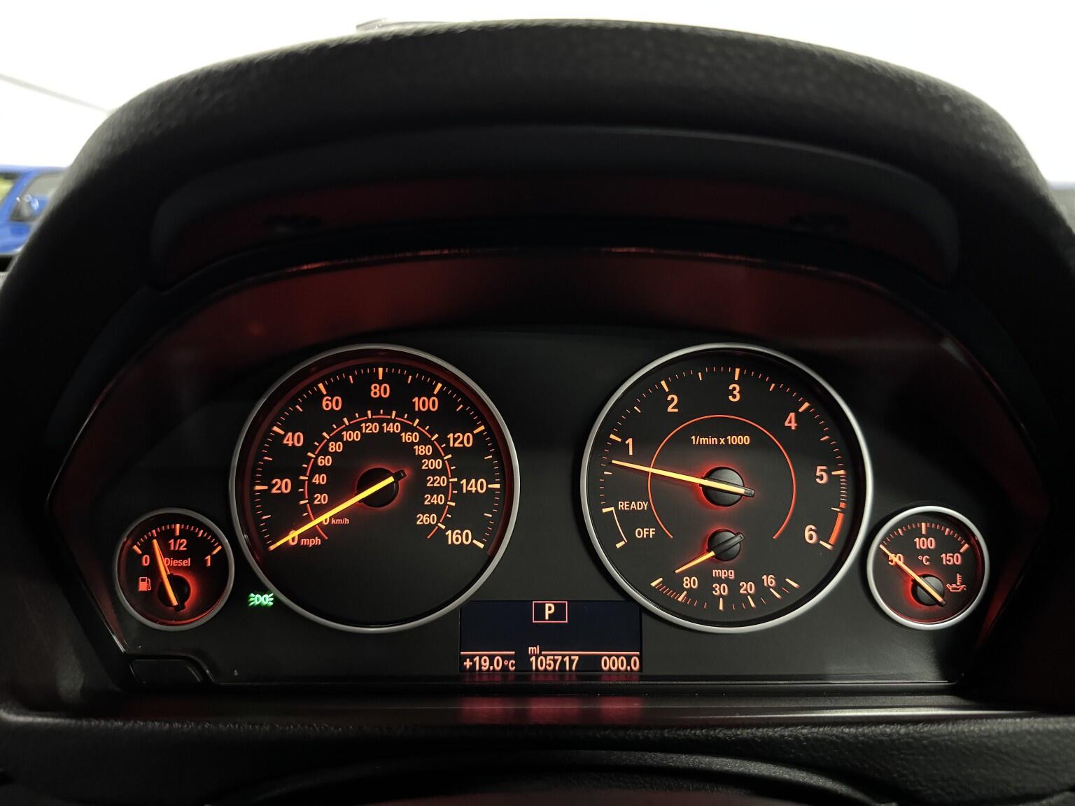 BMW 3 Series view 27