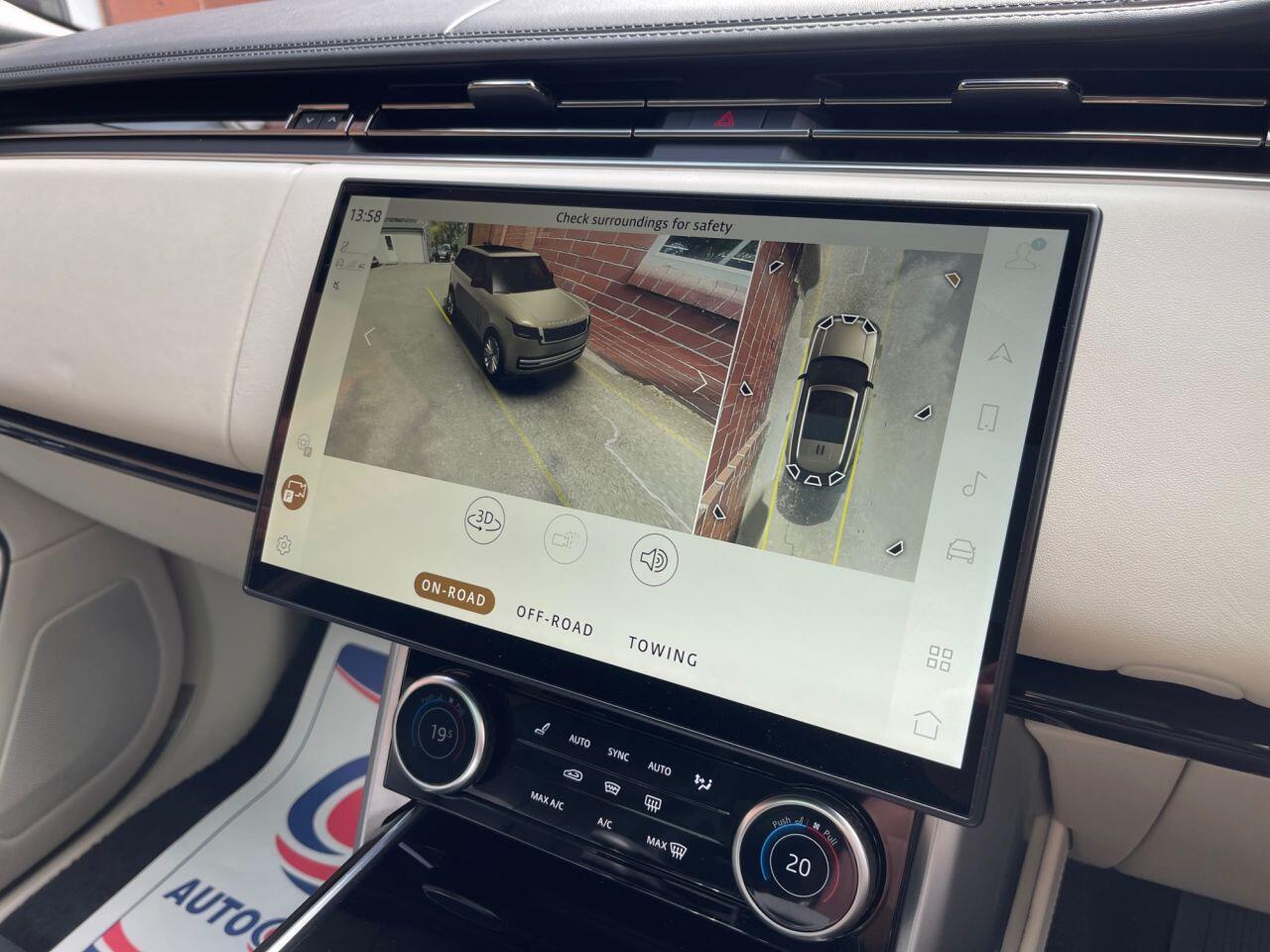 Land Rover Range Rover view 18