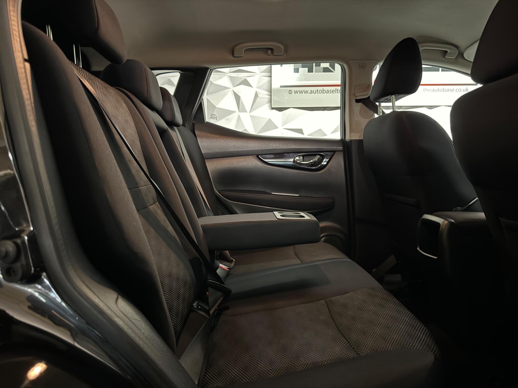 Nissan Qashqai view 14