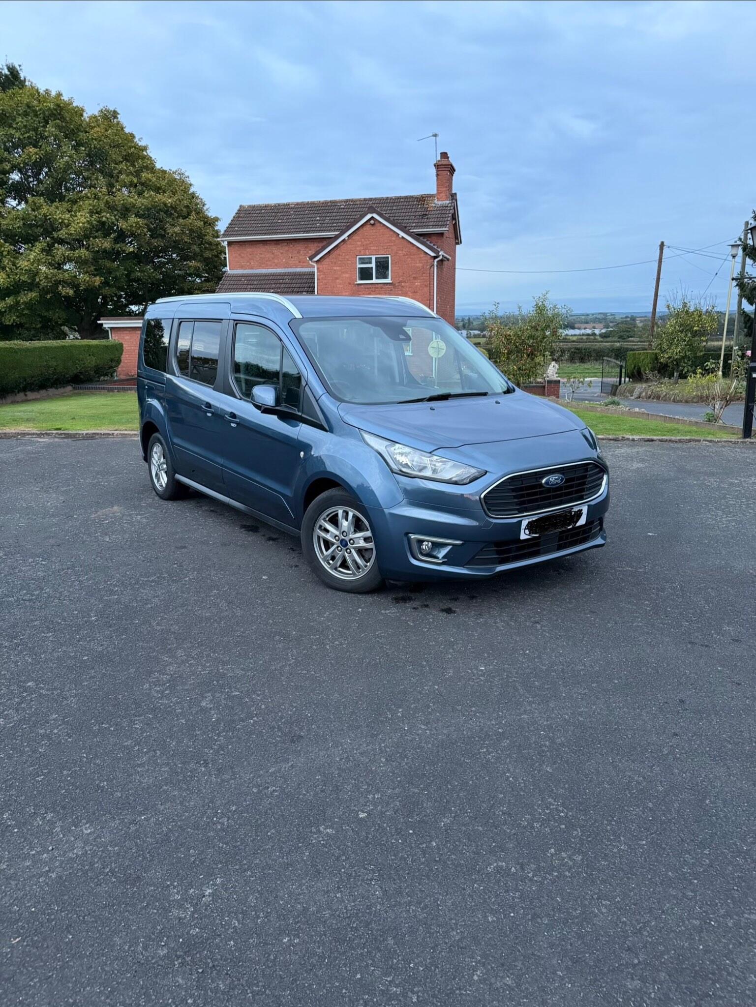 Ford Grand Tourneo Connect