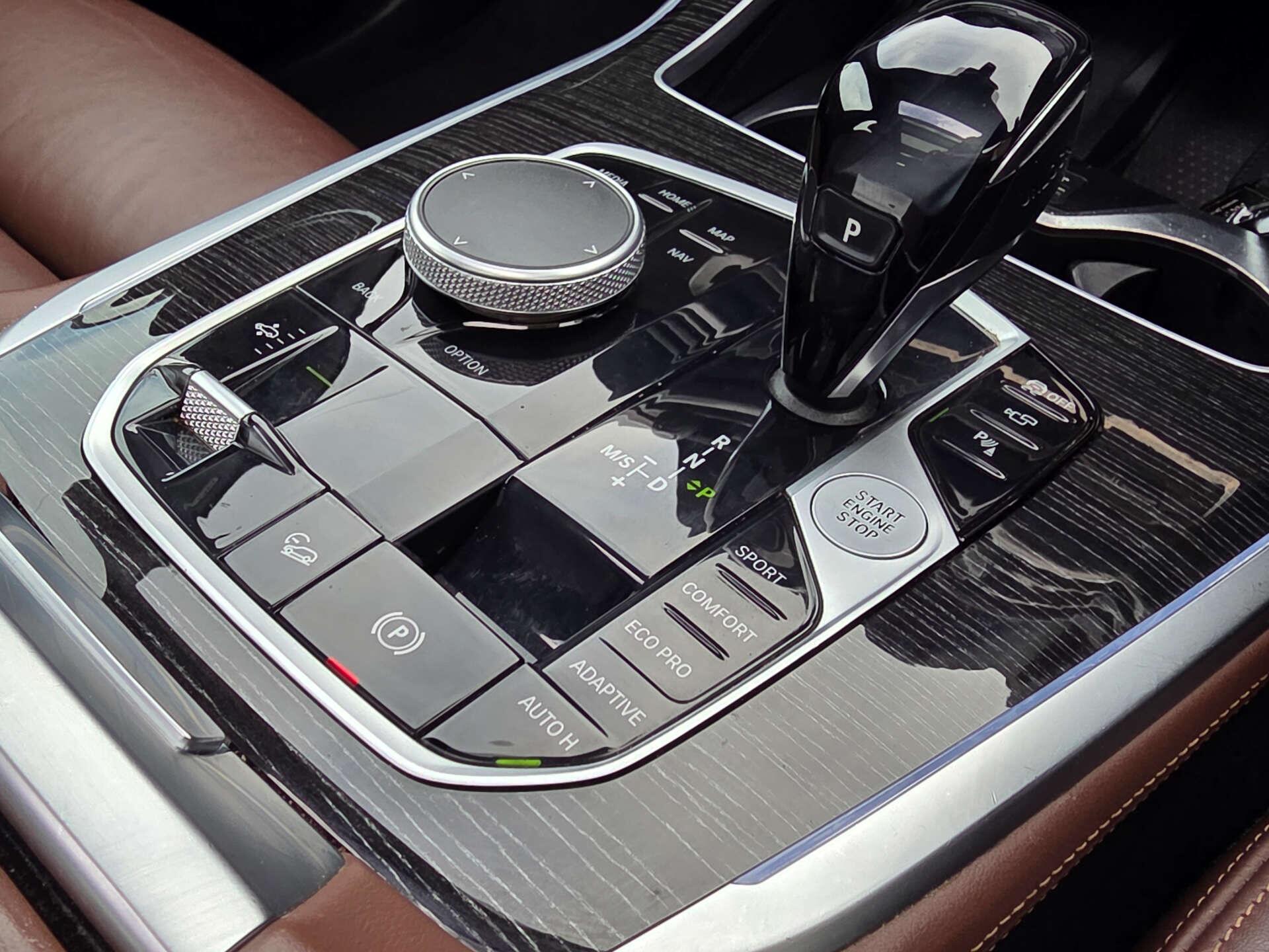 BMW X7 view 61