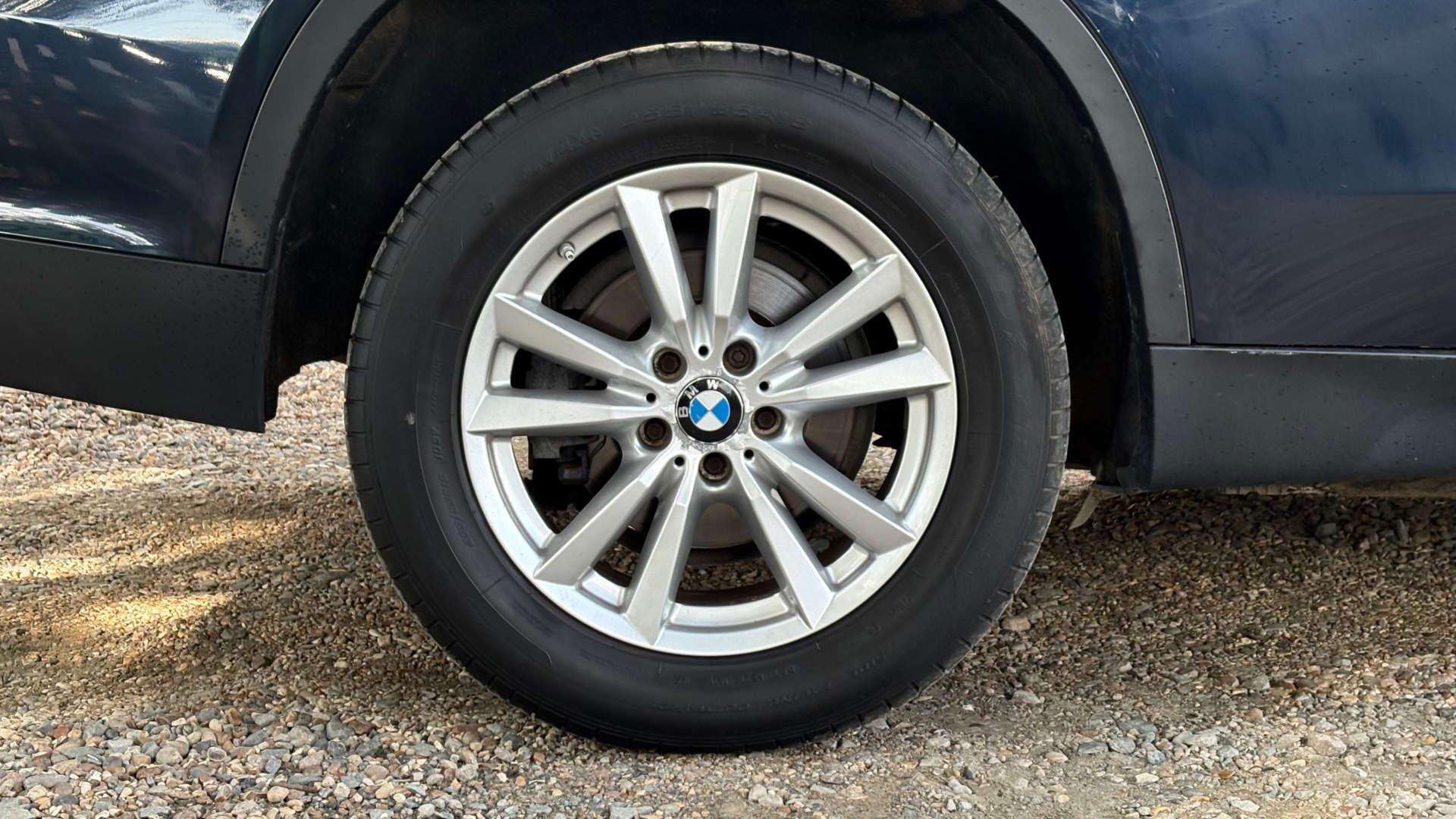 BMW X5 view 45