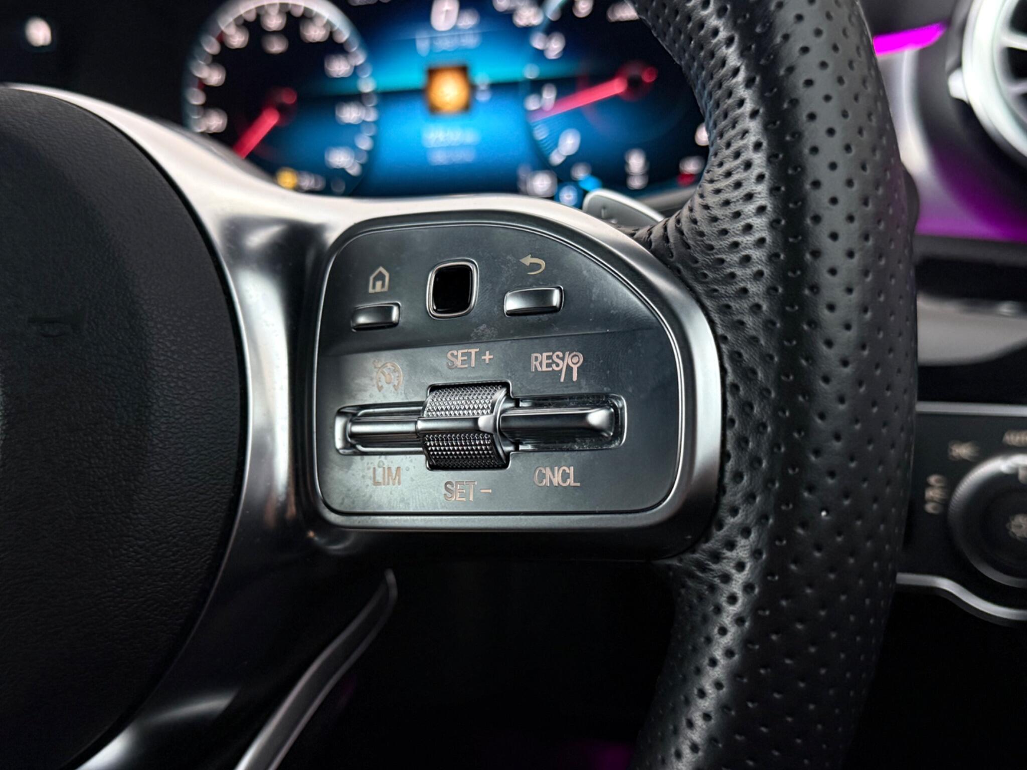 Mercedes-Benz Cla view 18