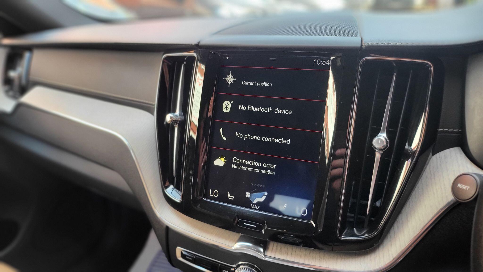Volvo XC60 view 30