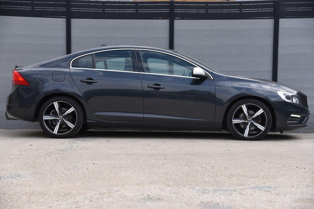 Volvo S60 view 7