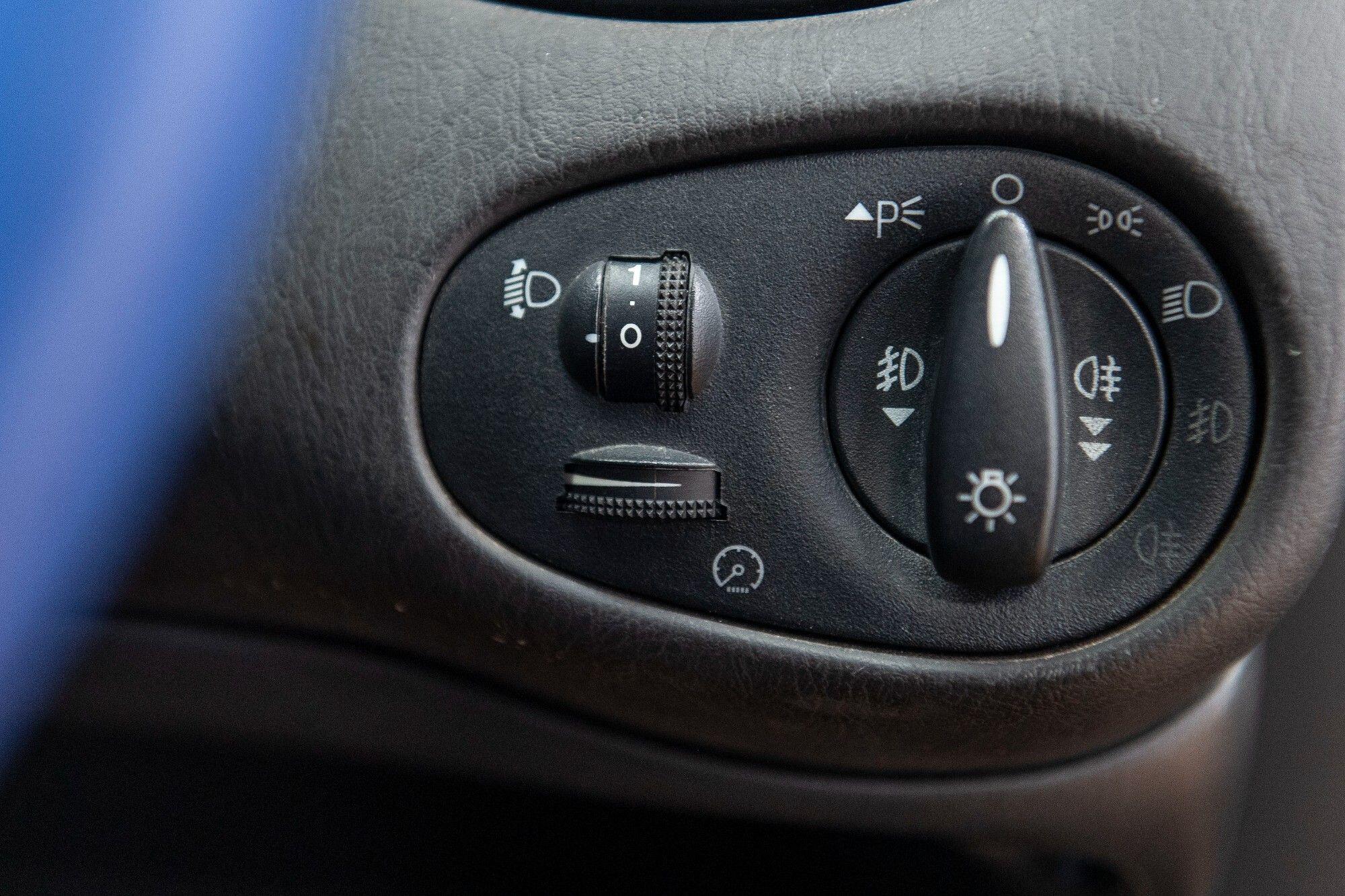 Ford Focus view 21