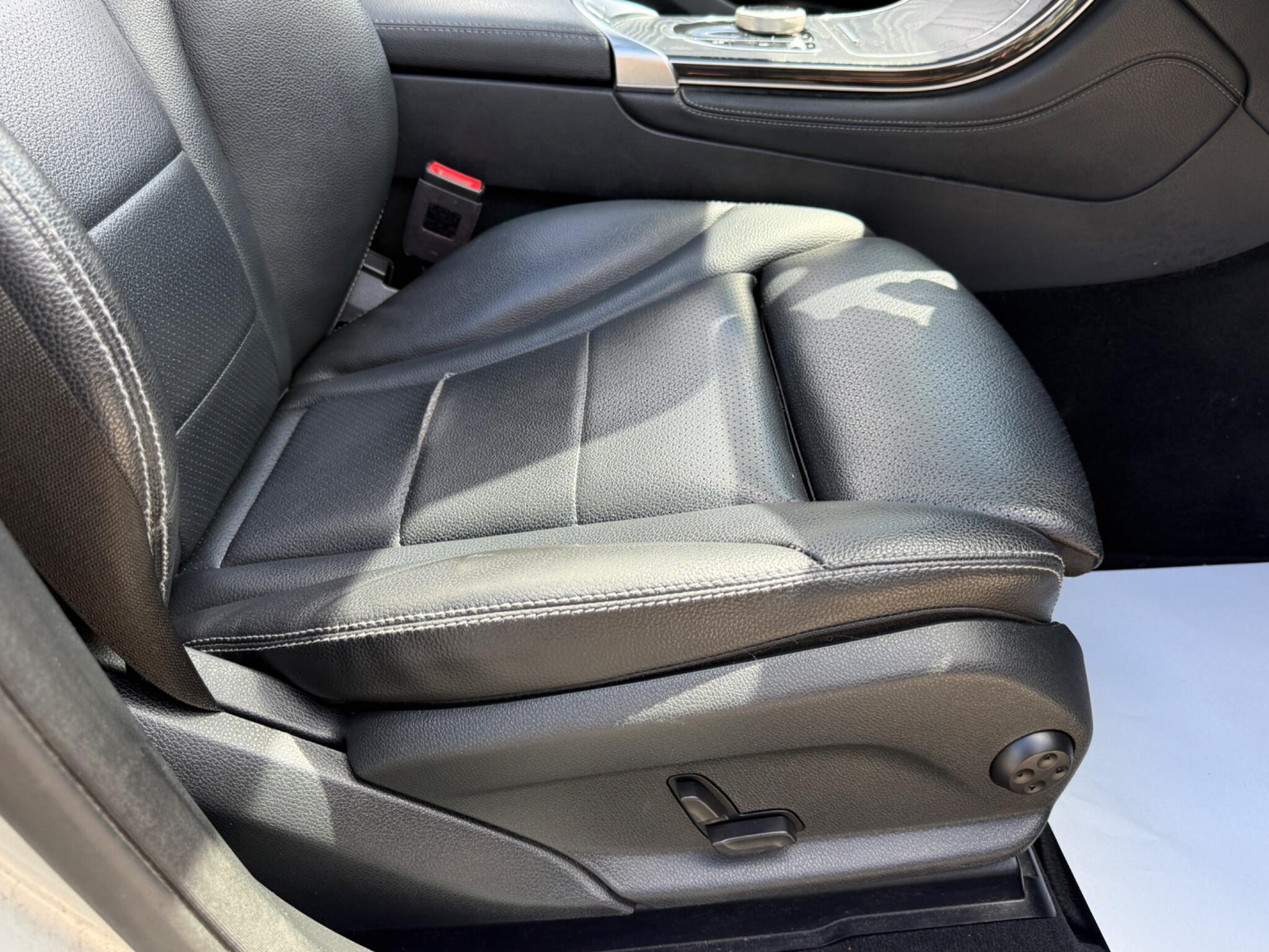 Mercedes-Benz GLC - Image 37
