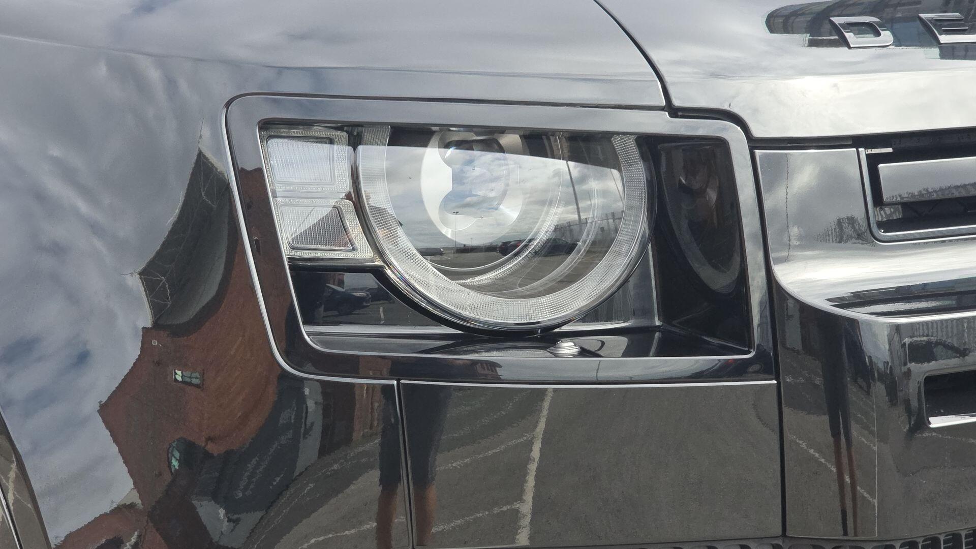 Land Rover Defender view 17