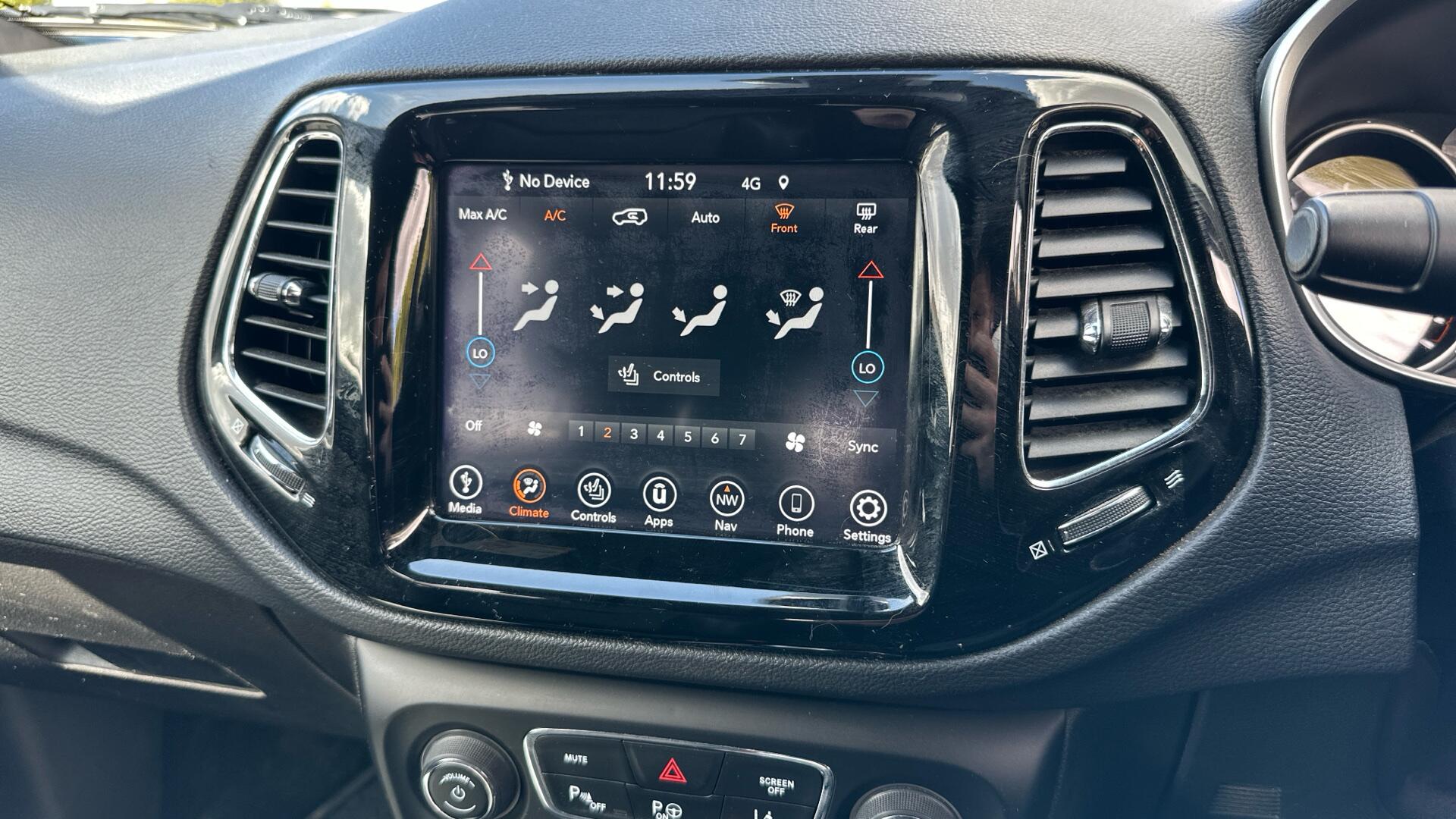Jeep Compass view 71