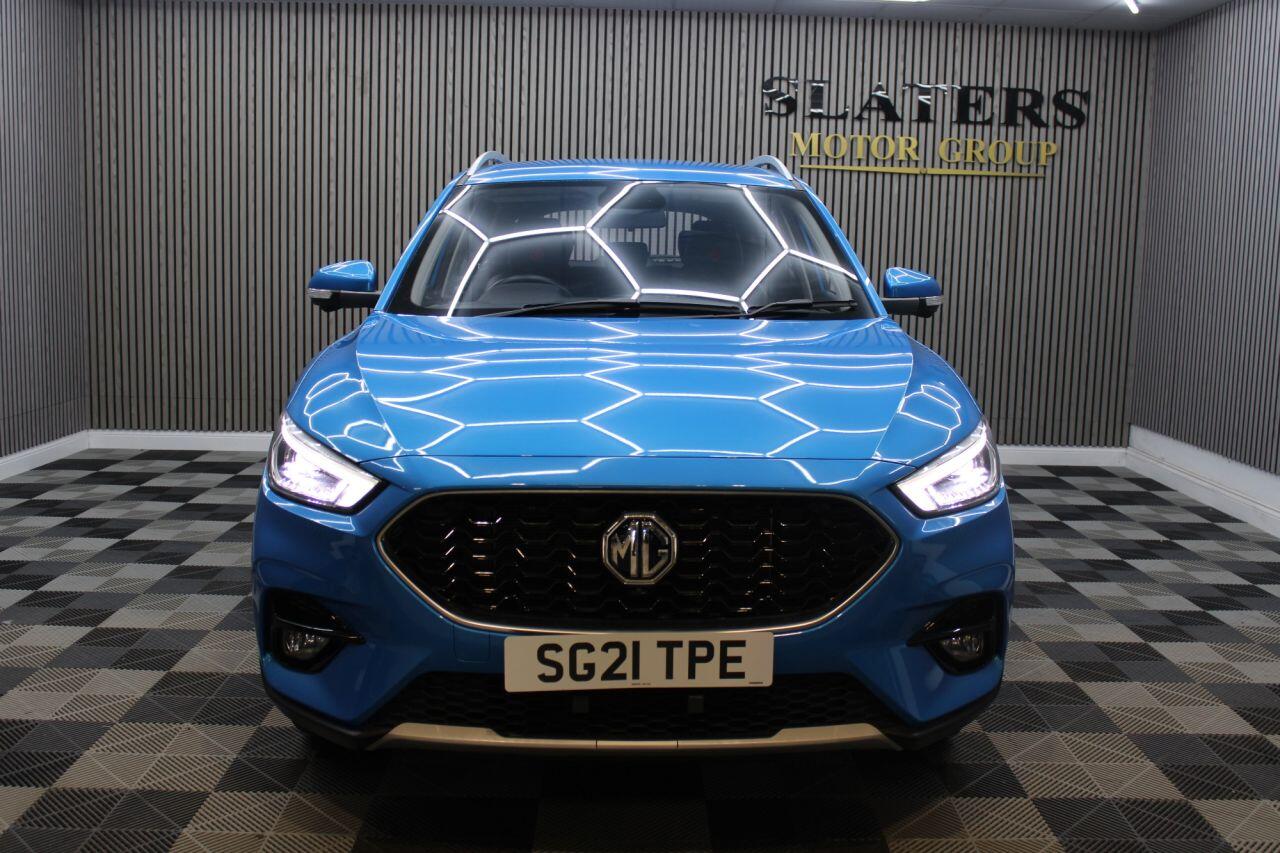 MG ZS view 4