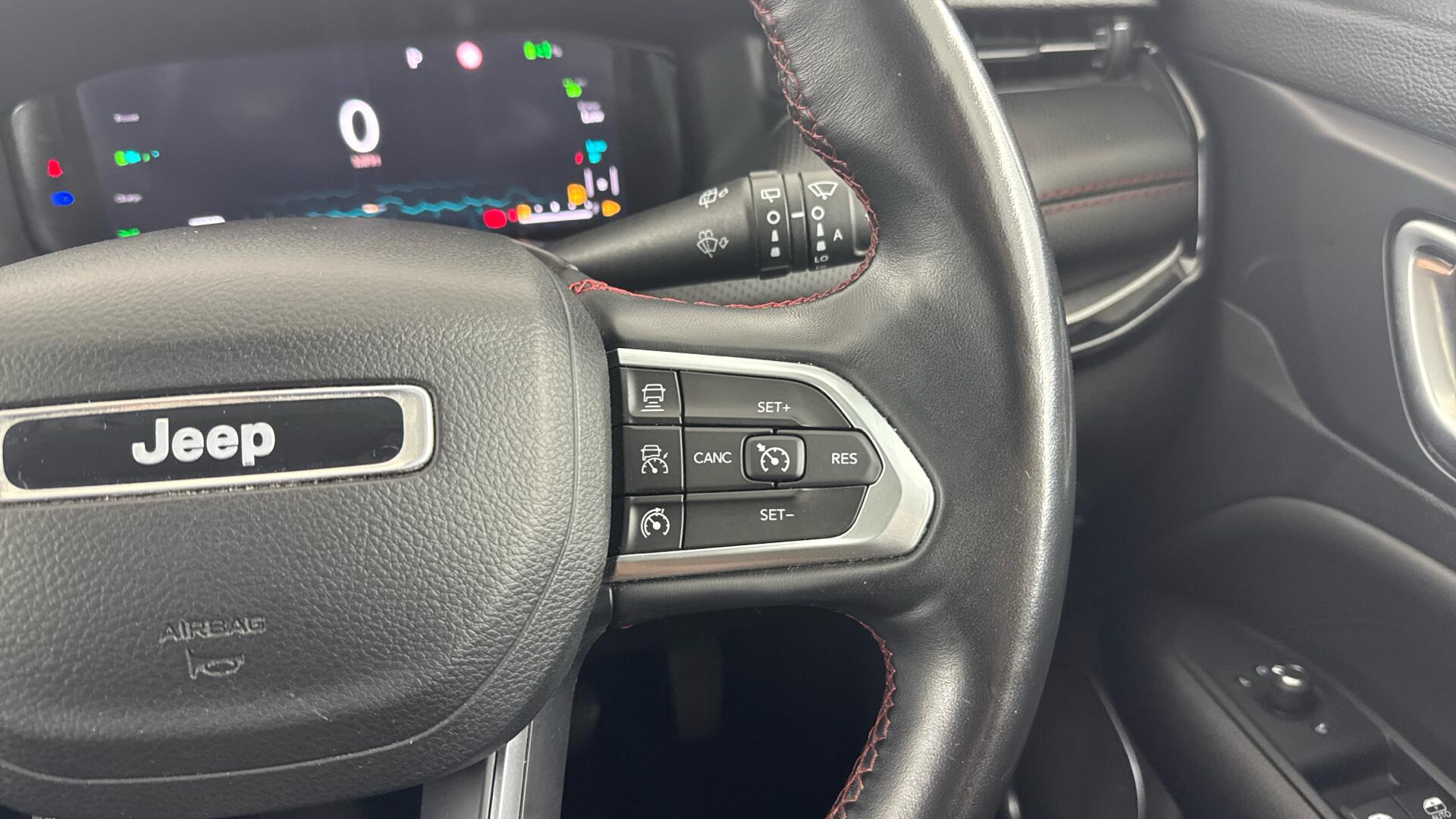 Jeep Compass view 41