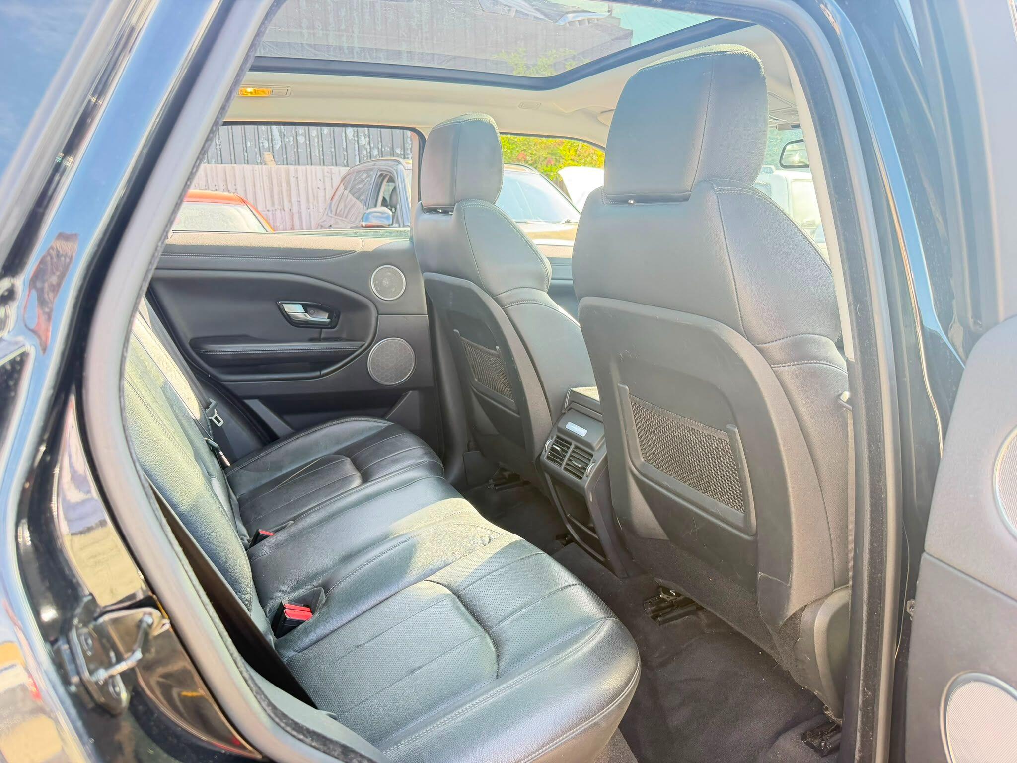 Land Rover Range Rover Evoque view 18