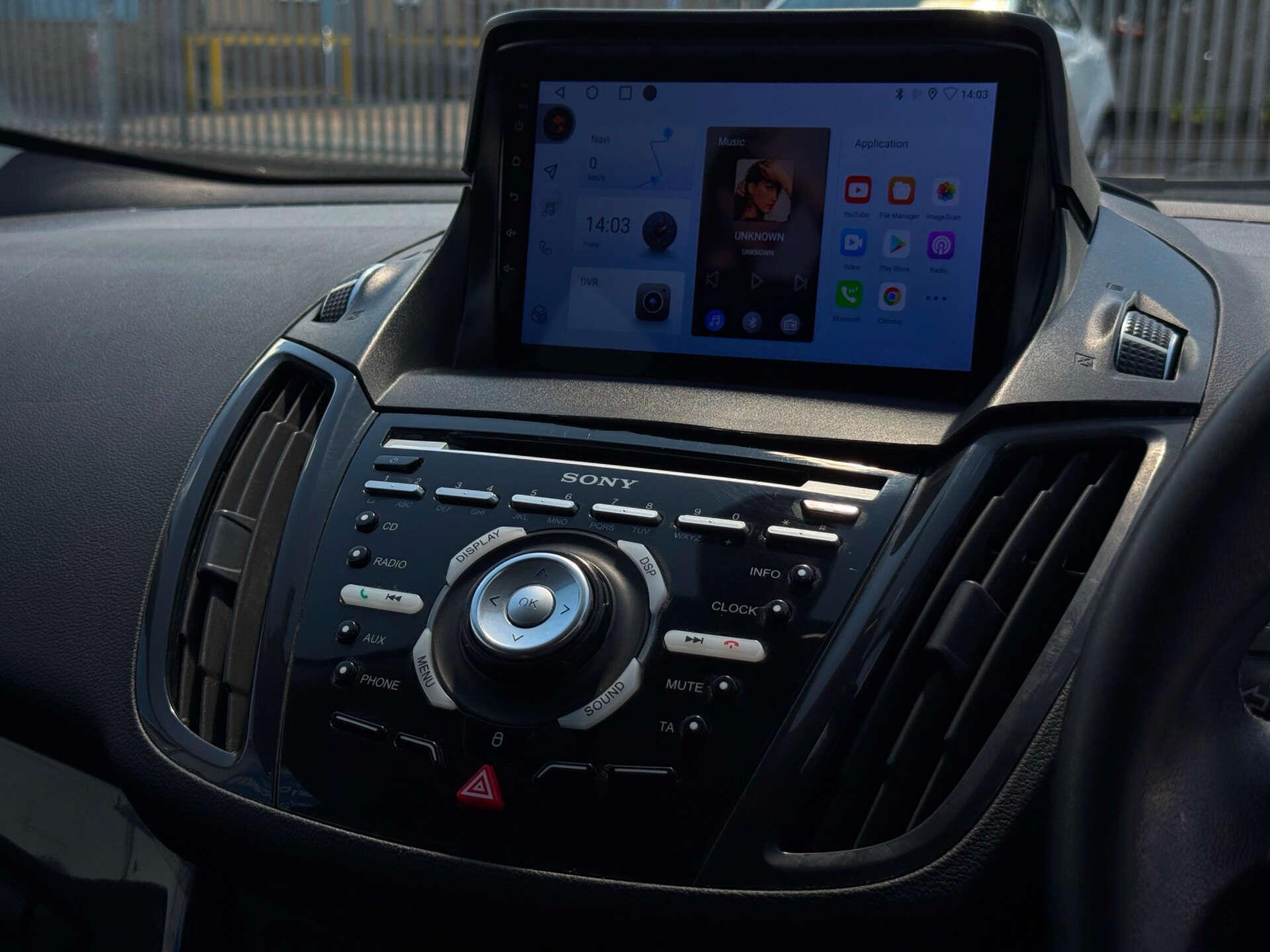 Ford Kuga view 60