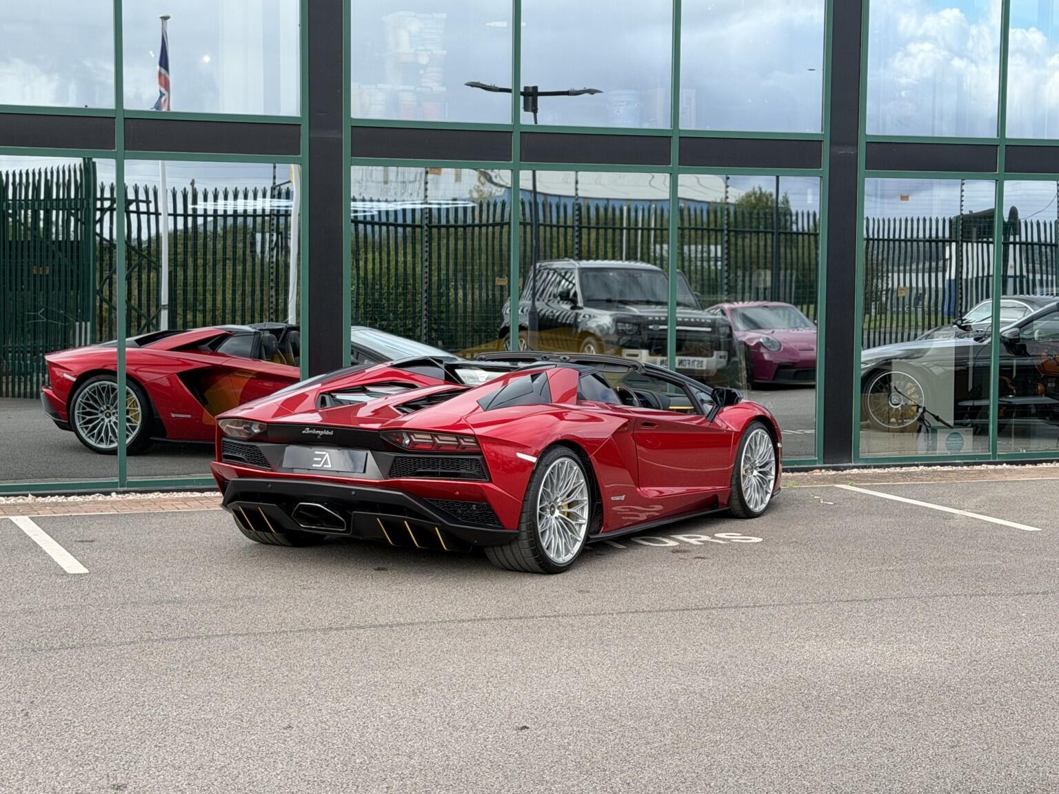 Lamborghini Aventador view 40
