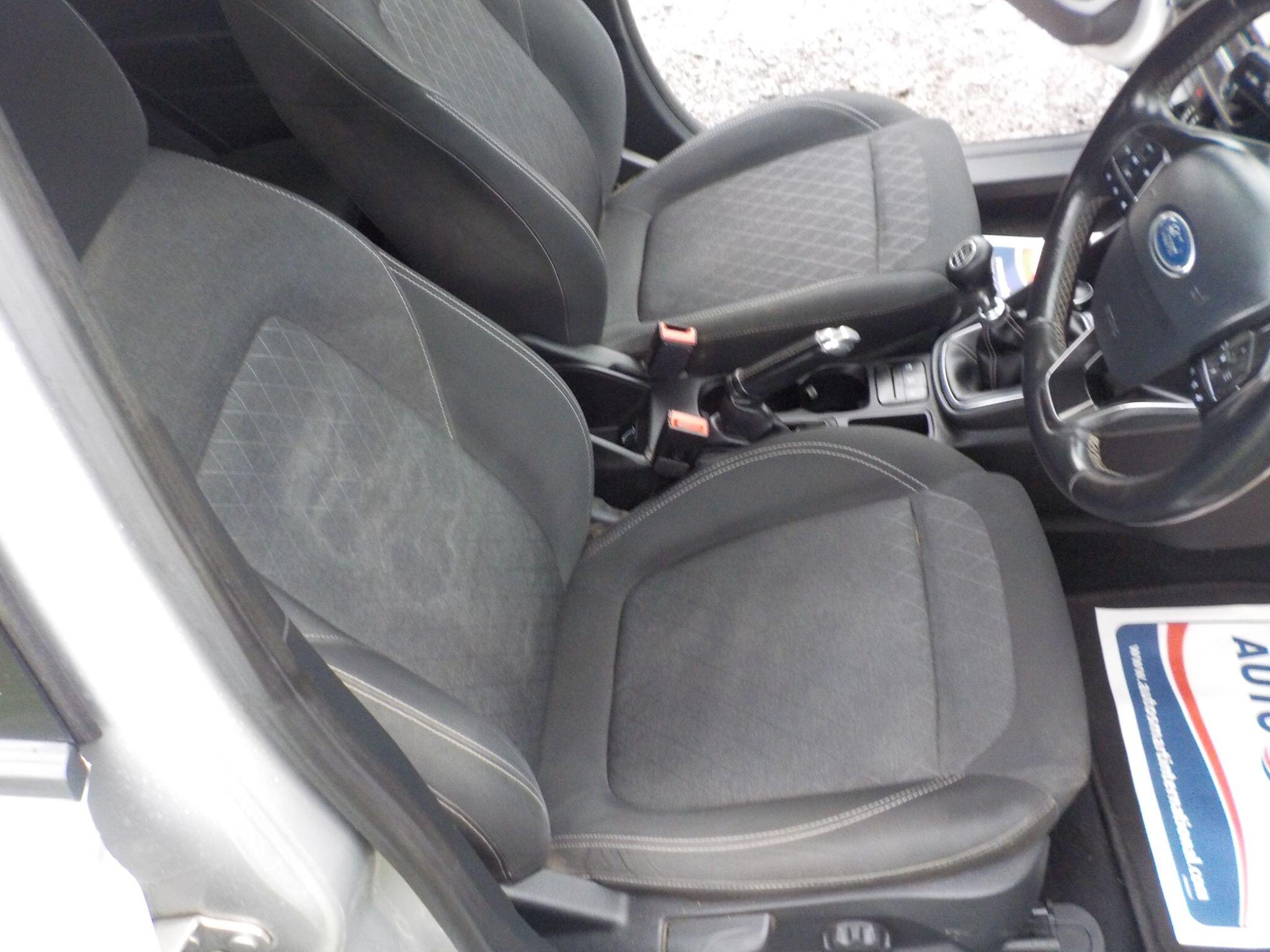 Ford Fiesta 1.0T EcoBoost Active 1 Euro 6 (s/s) 5dr