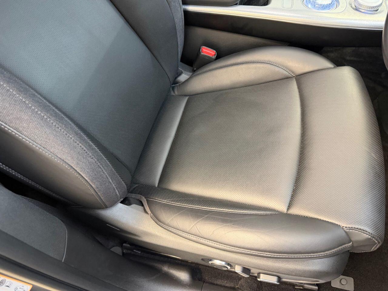 Genesis GV60 view 13