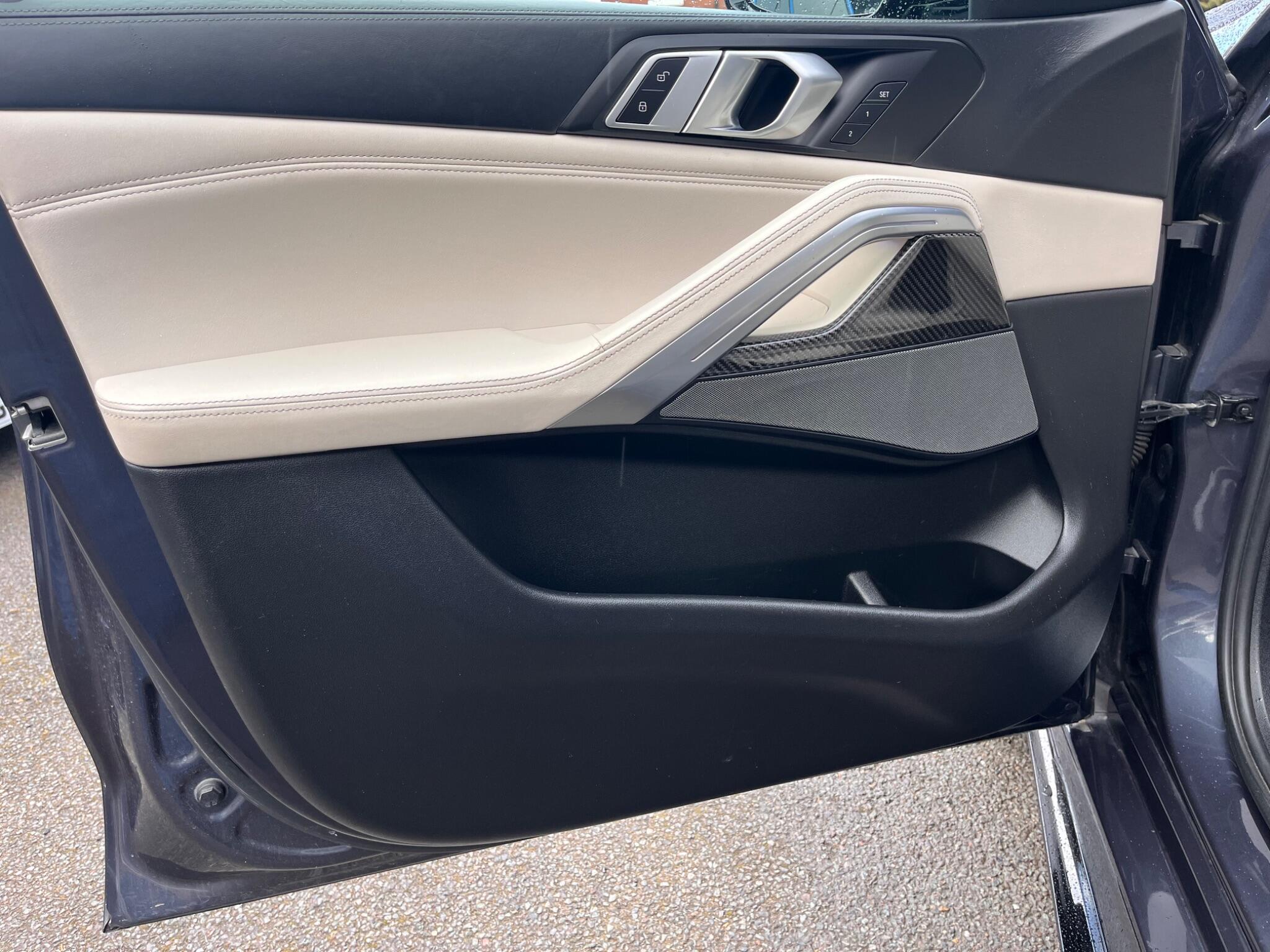 BMW X6 view 68