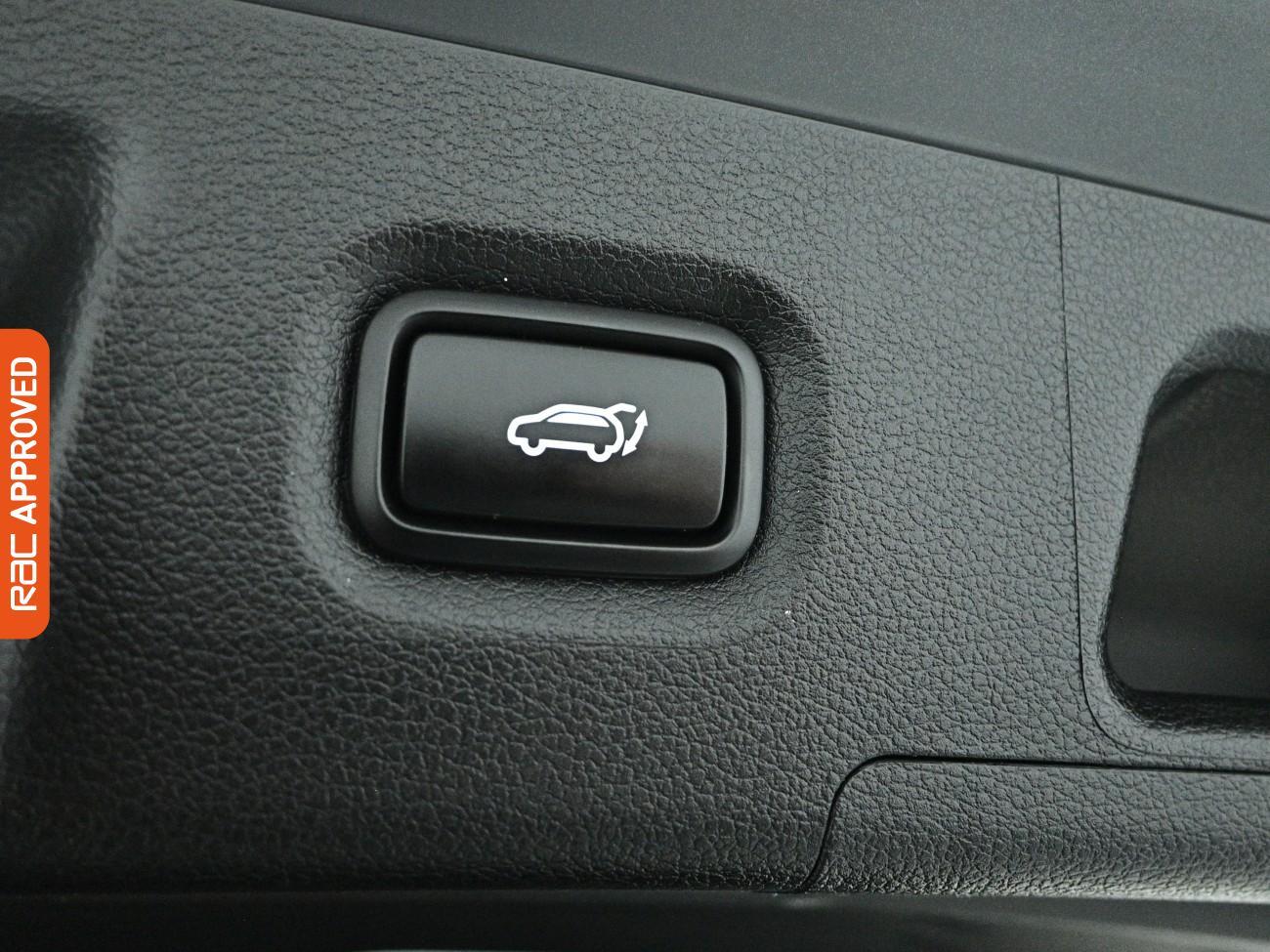 Hyundai Santa Fe view 14