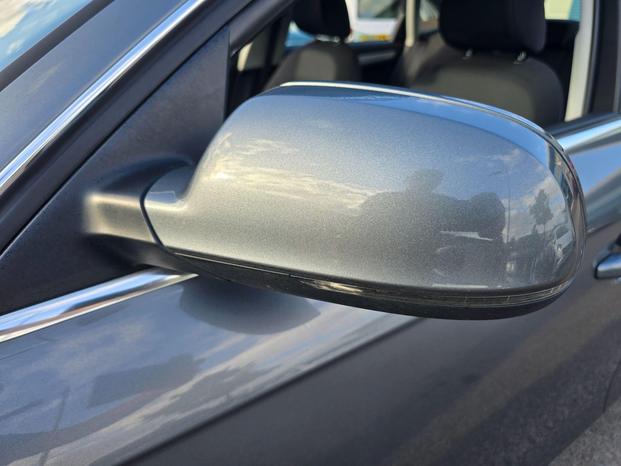 Audi A4 view 82