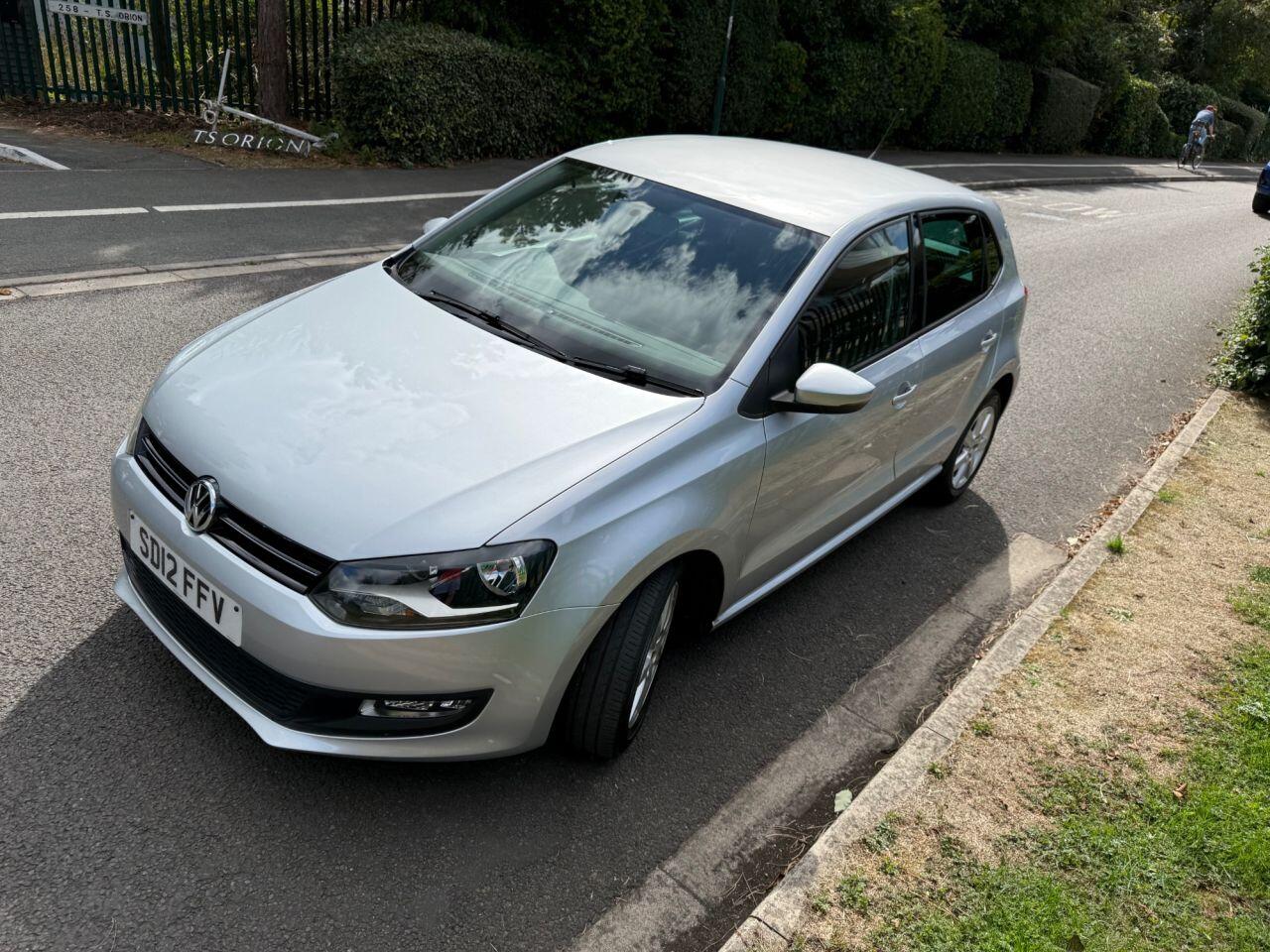 Volkswagen Polo view 6