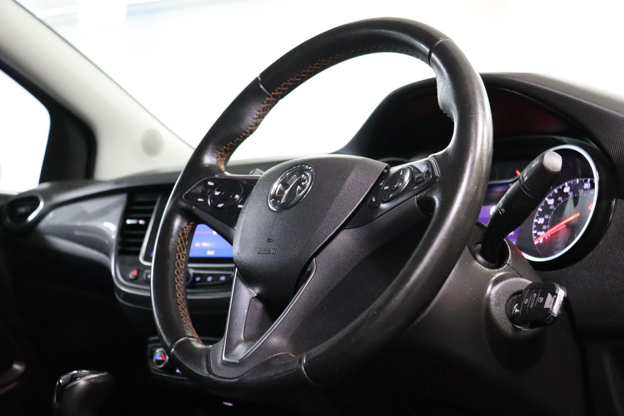 Vauxhall Crossland X view 12