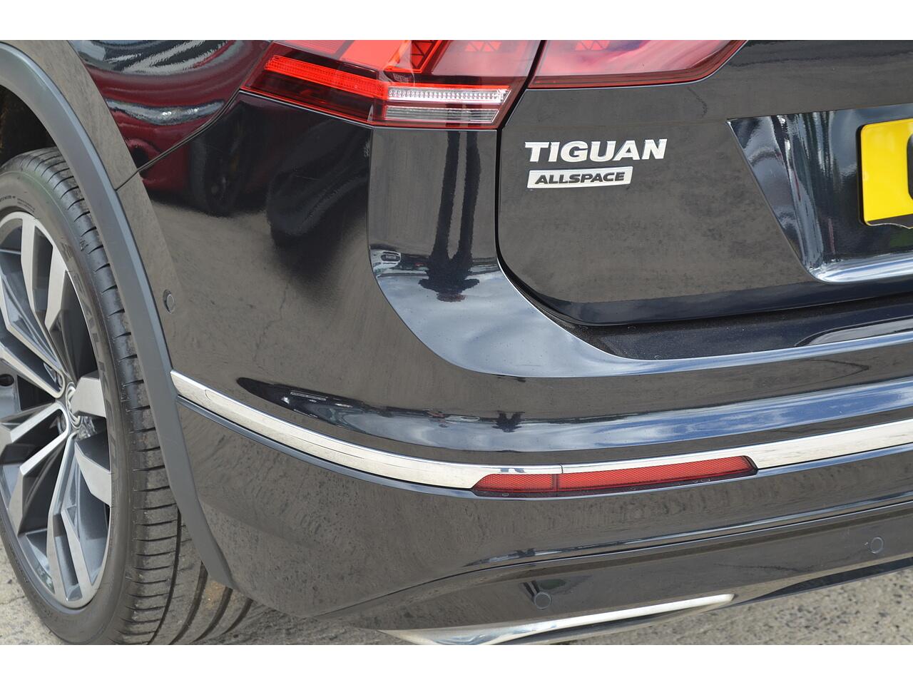 Volkswagen Tiguan Allspace view 48
