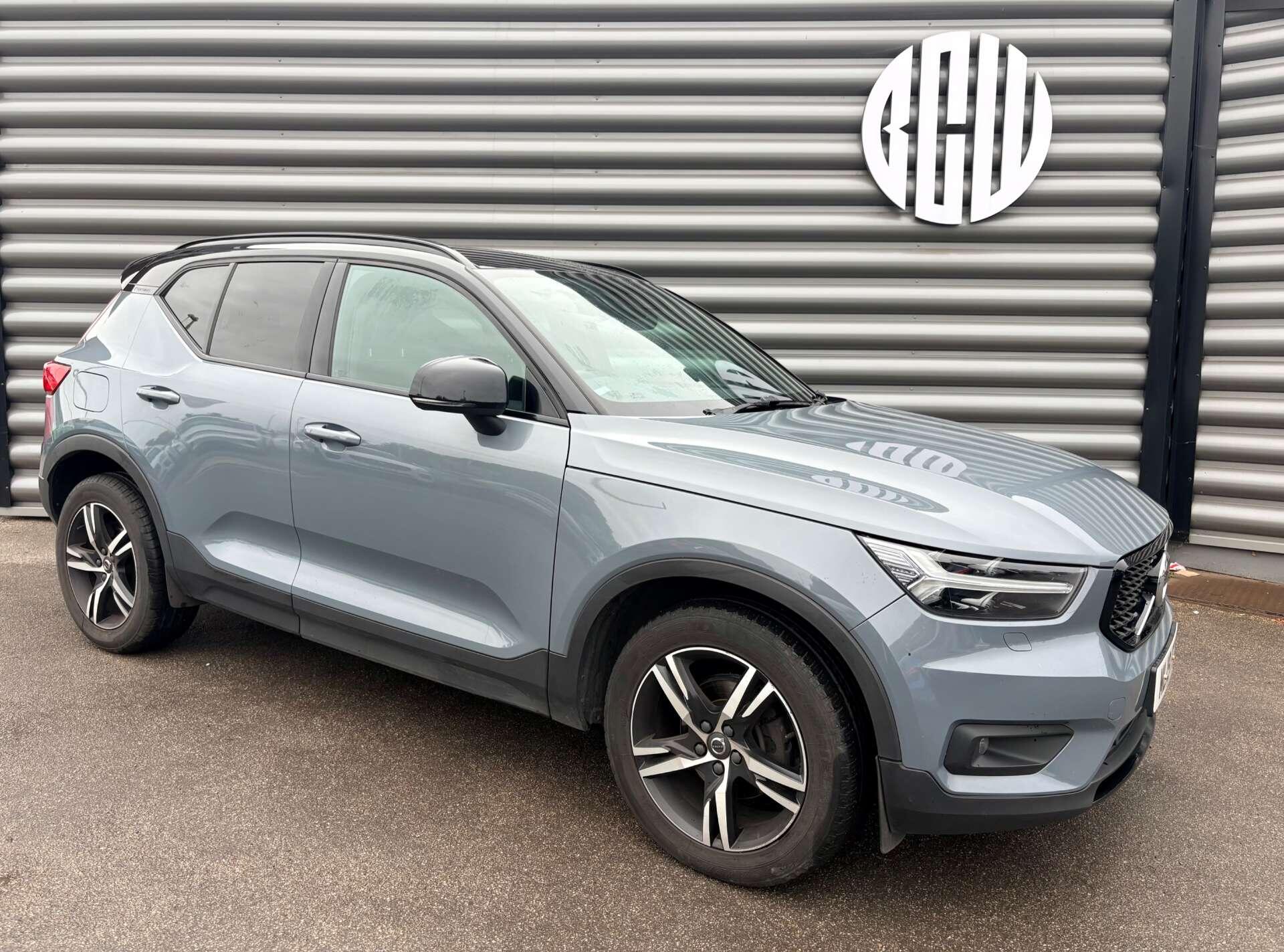 Volvo XC40 main image
