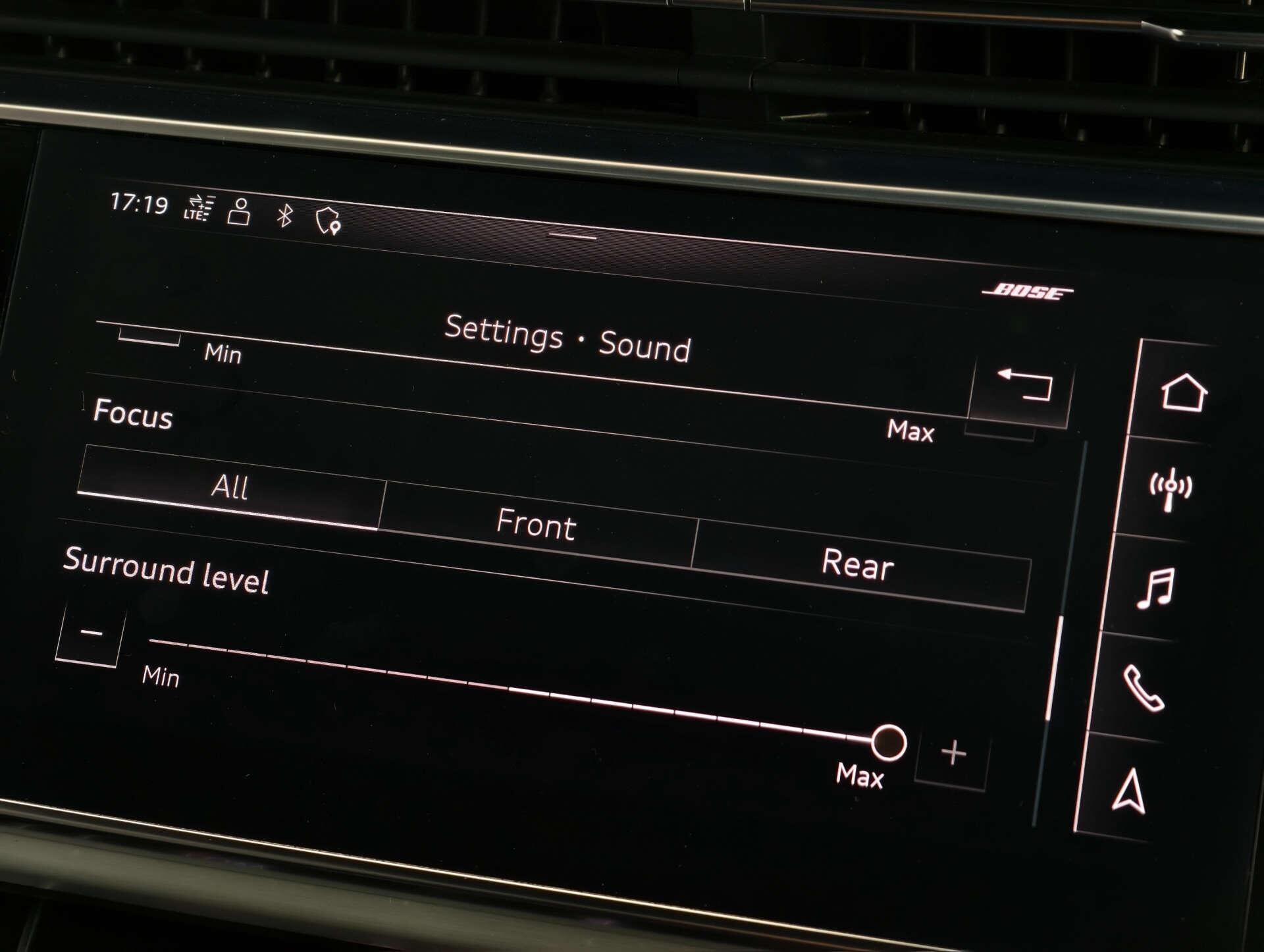 Audi SQ7 view 52