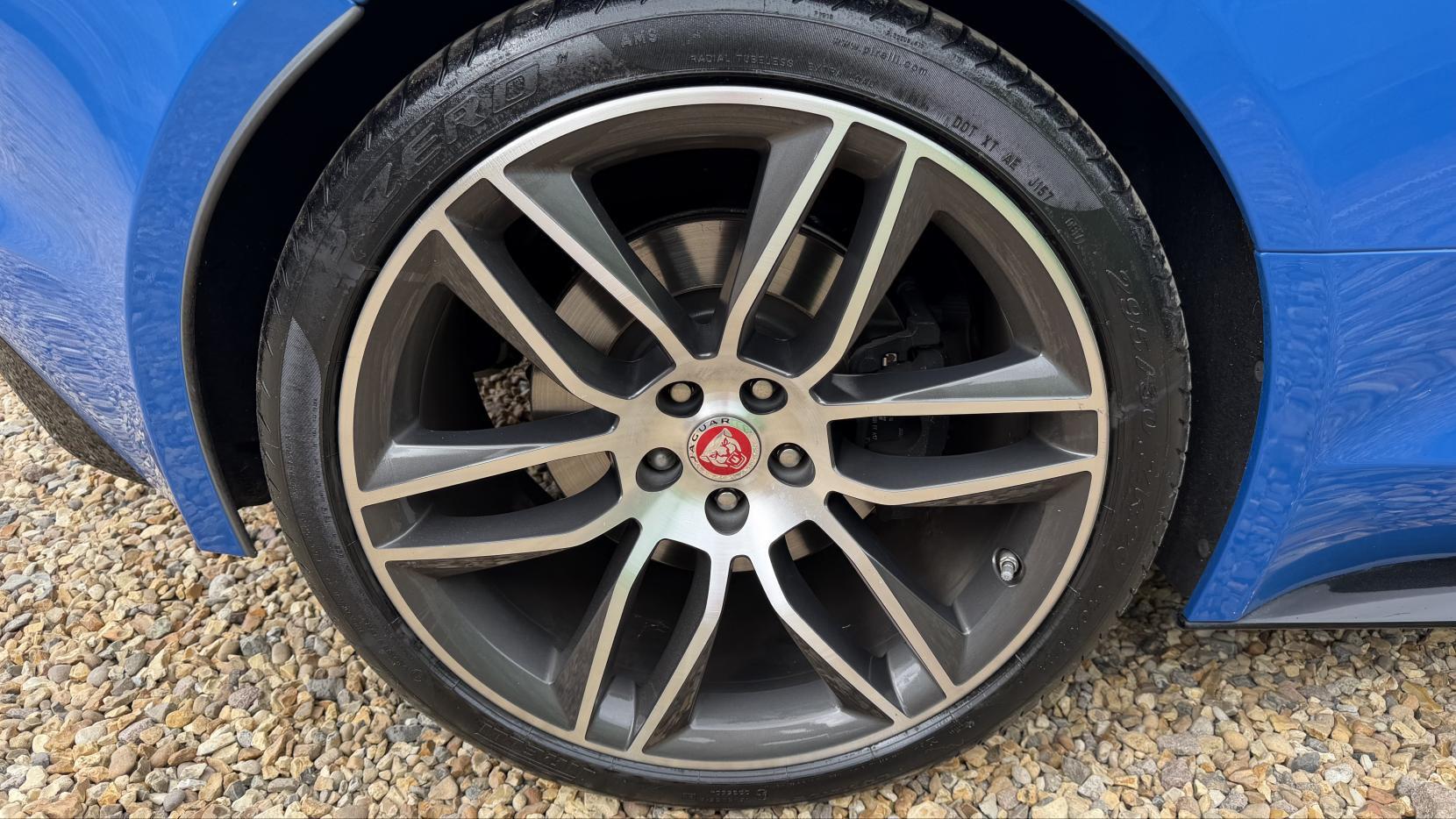 Jaguar F-Type view 32