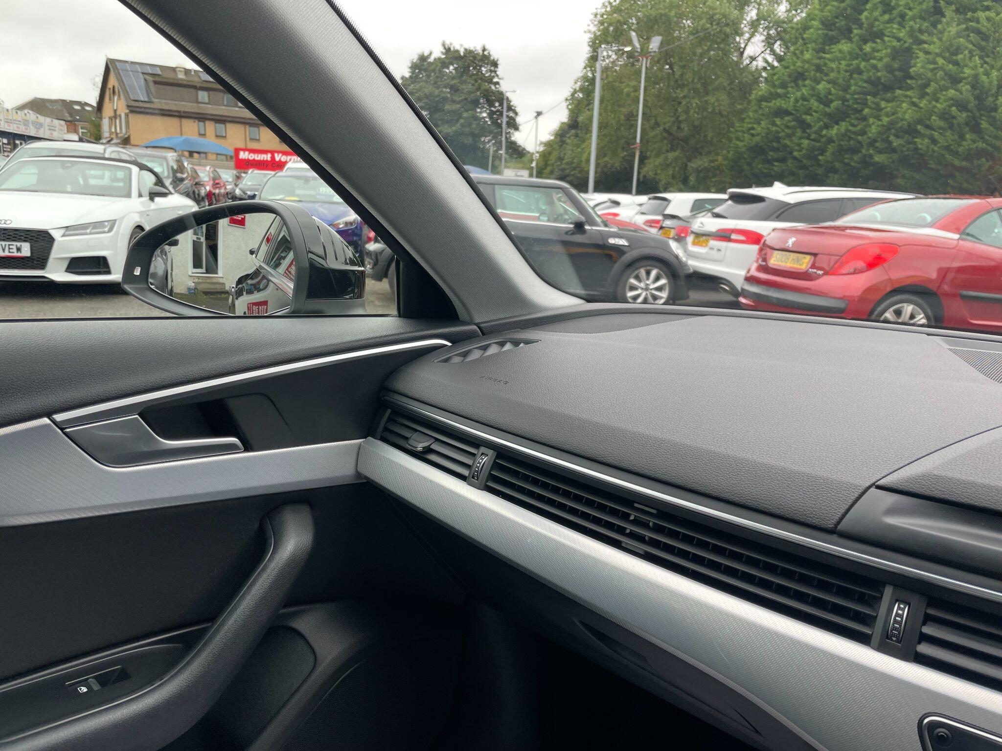 Audi A4 view 29