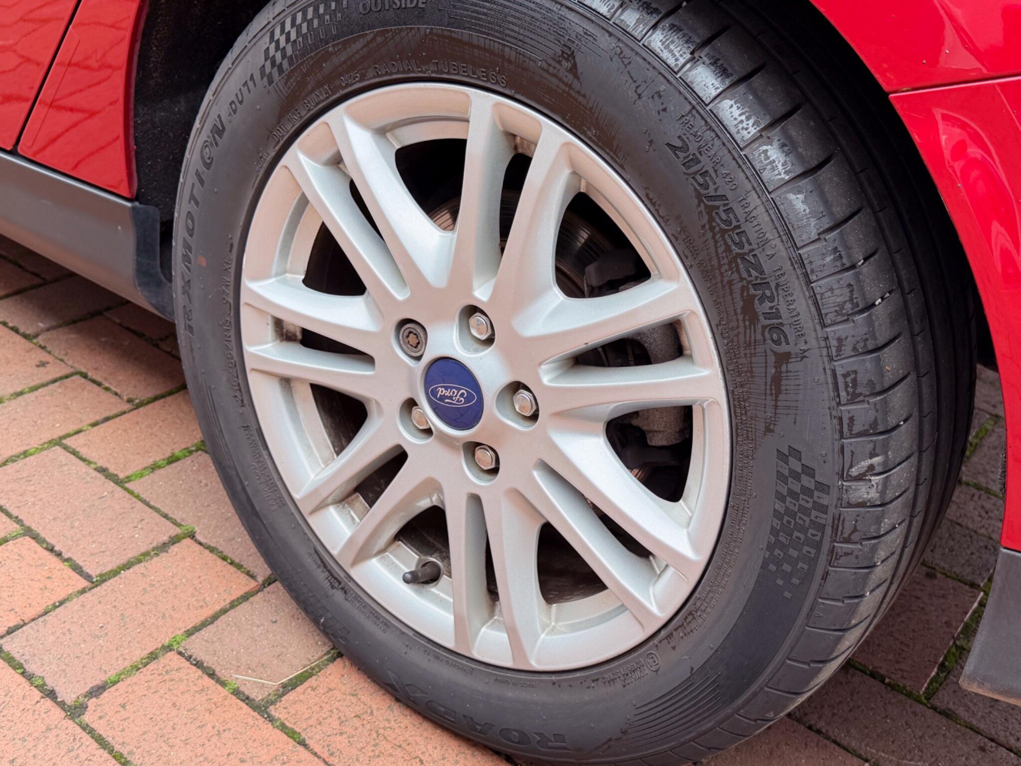 Ford Focus view 58