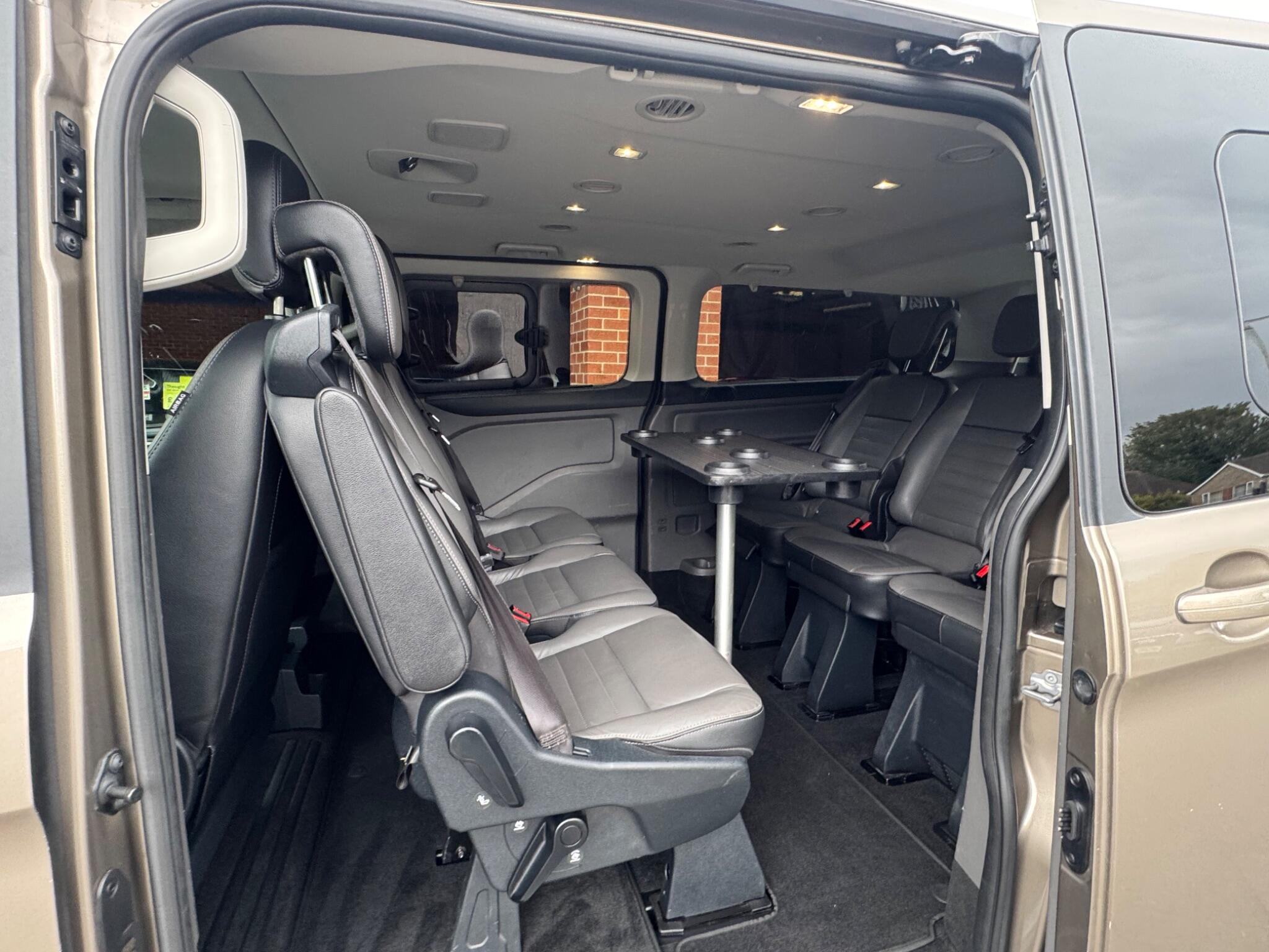 Ford Tourneo Custom view 7