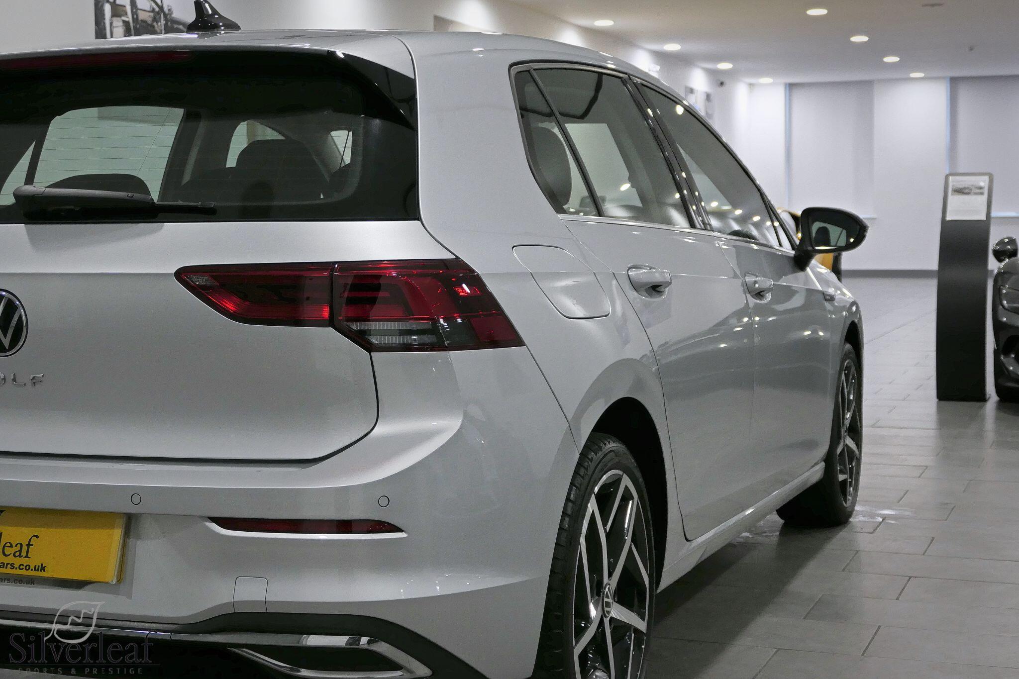 Volkswagen Golf view 30