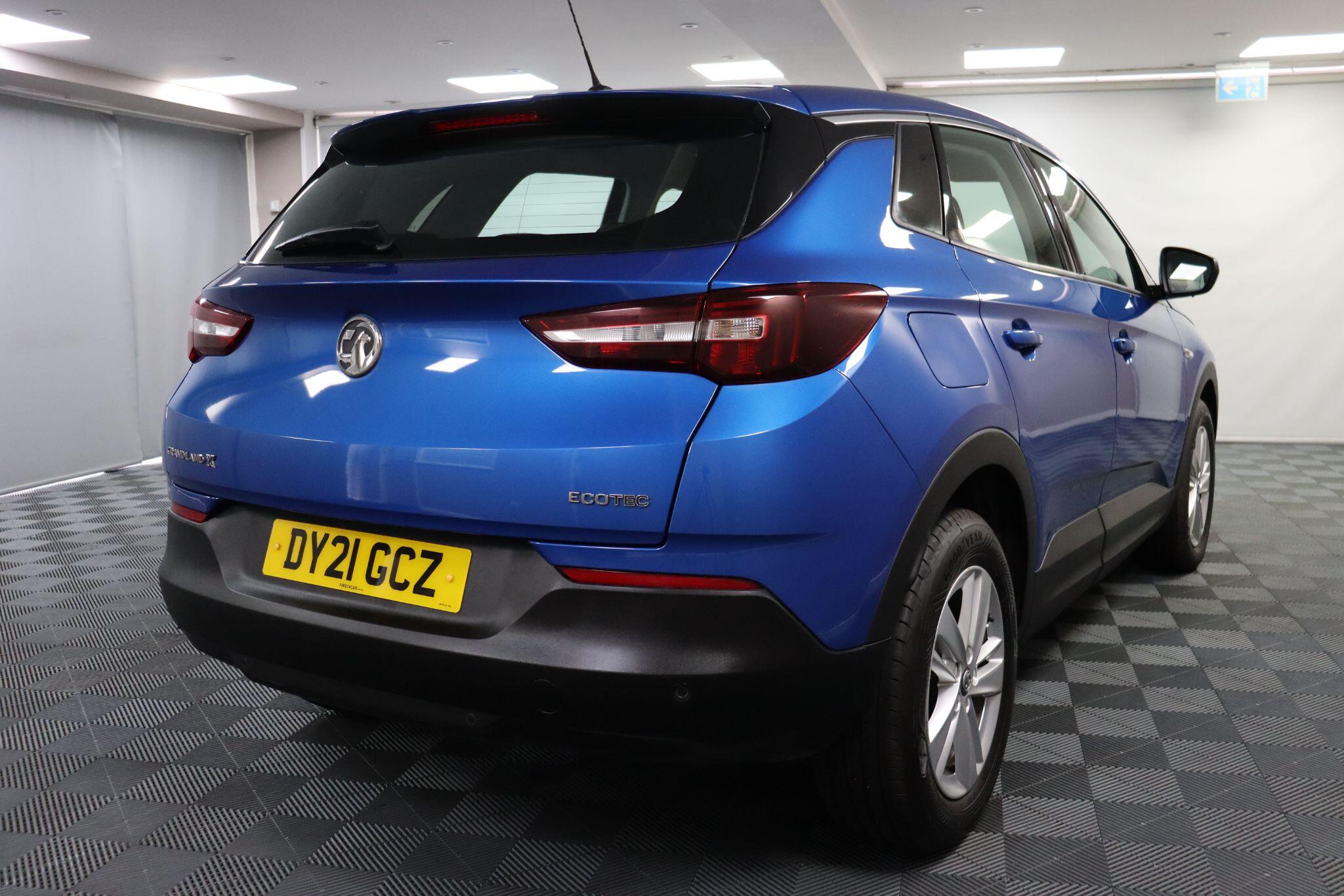 Vauxhall Grandland X view 11