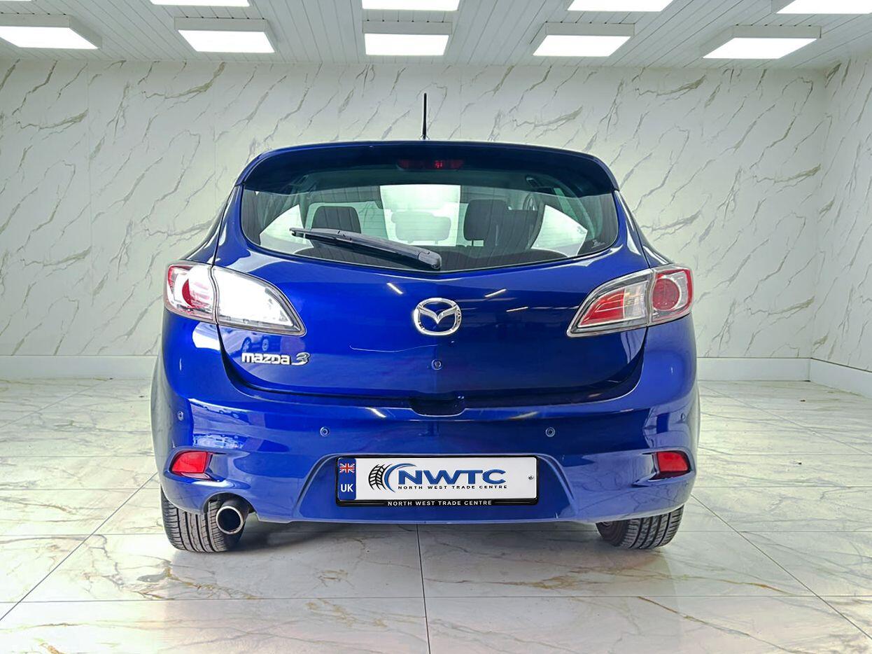 Mazda Mazda3 view 10