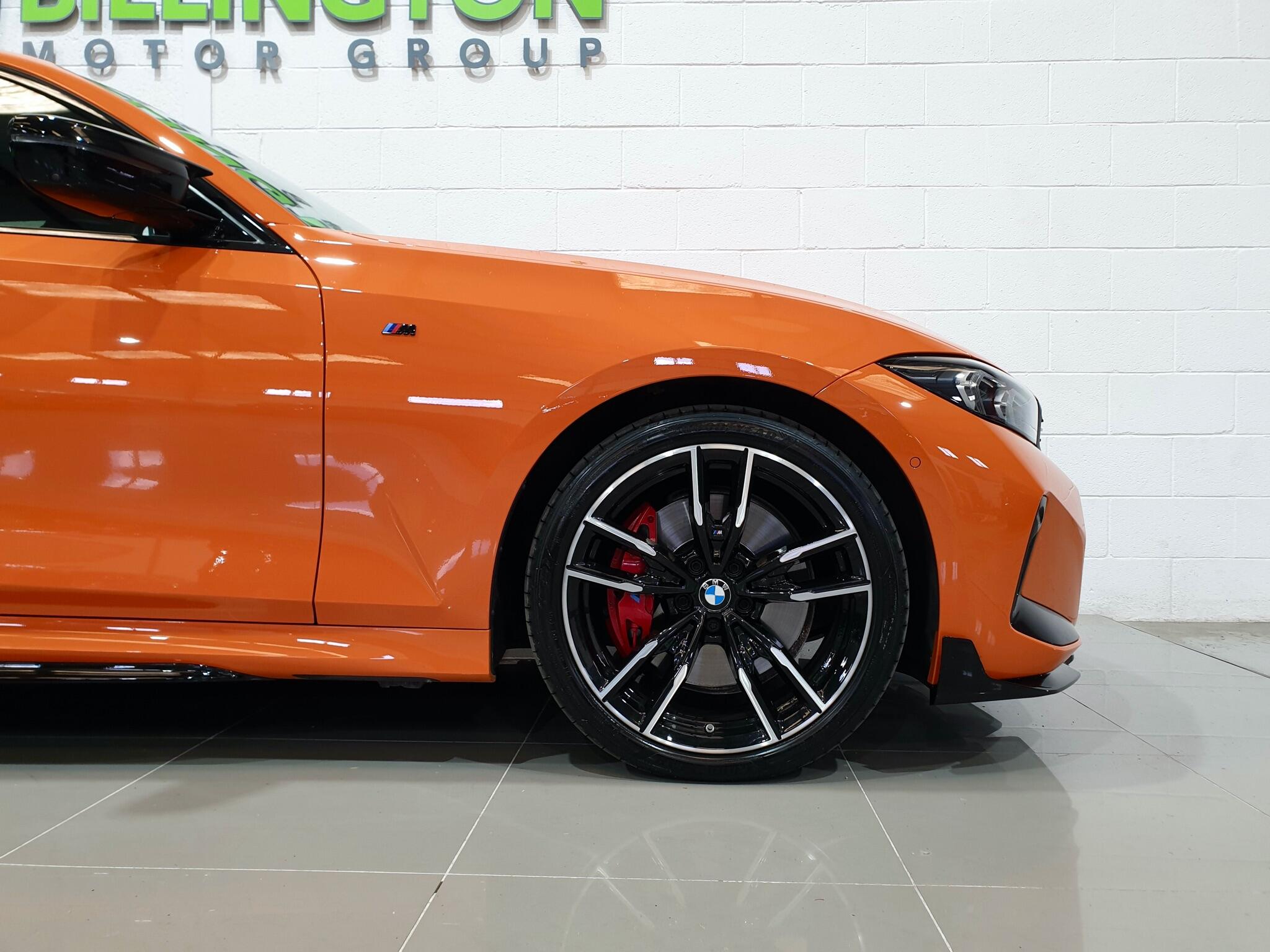 BMW 3 Series view 17
