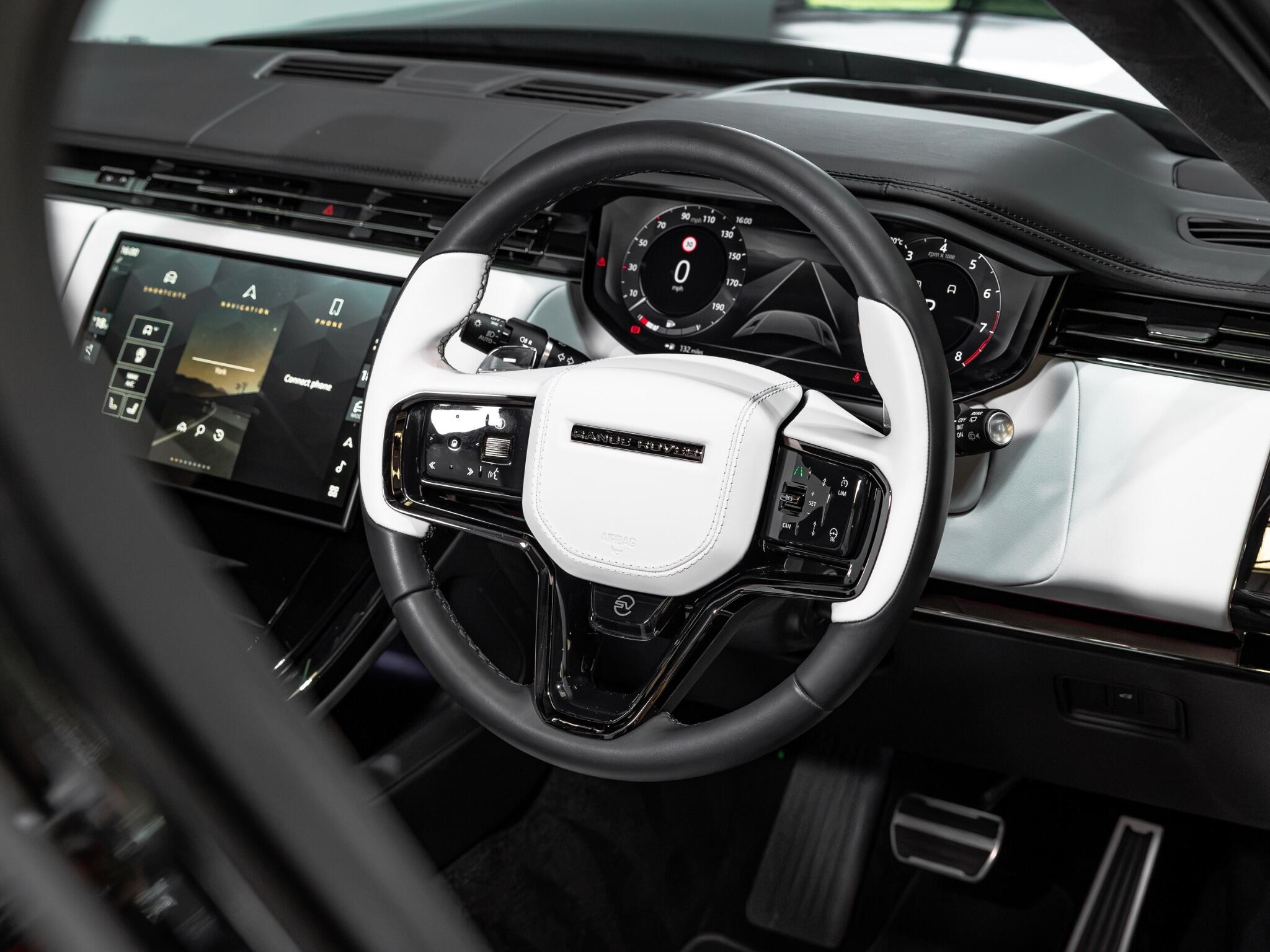 Land Rover Range Rover Sport view 19