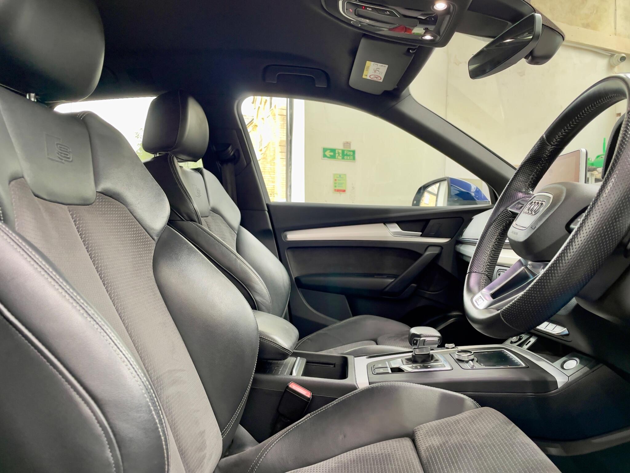 Audi Q5 view 40