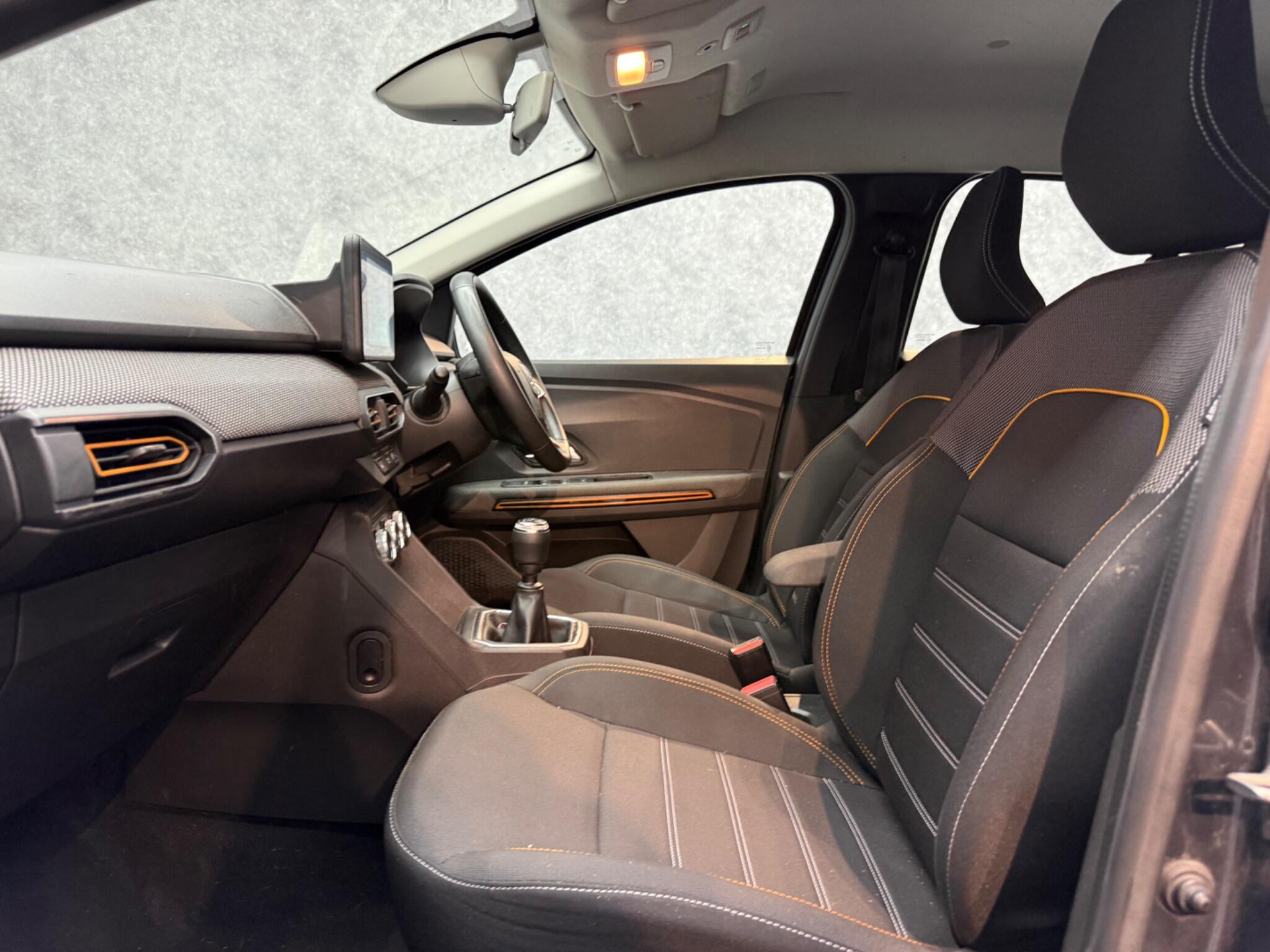 Dacia Sandero Stepway view 3