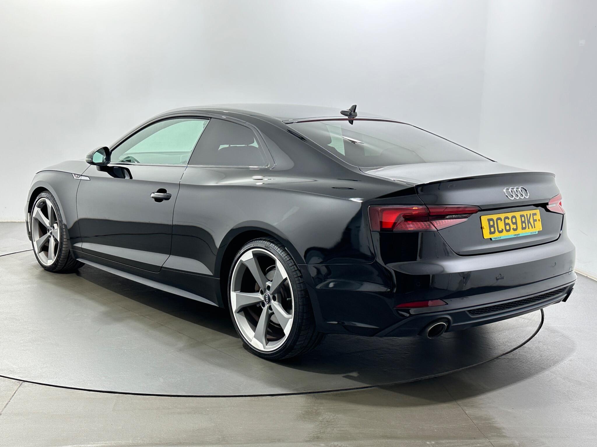 Audi A5 view 6