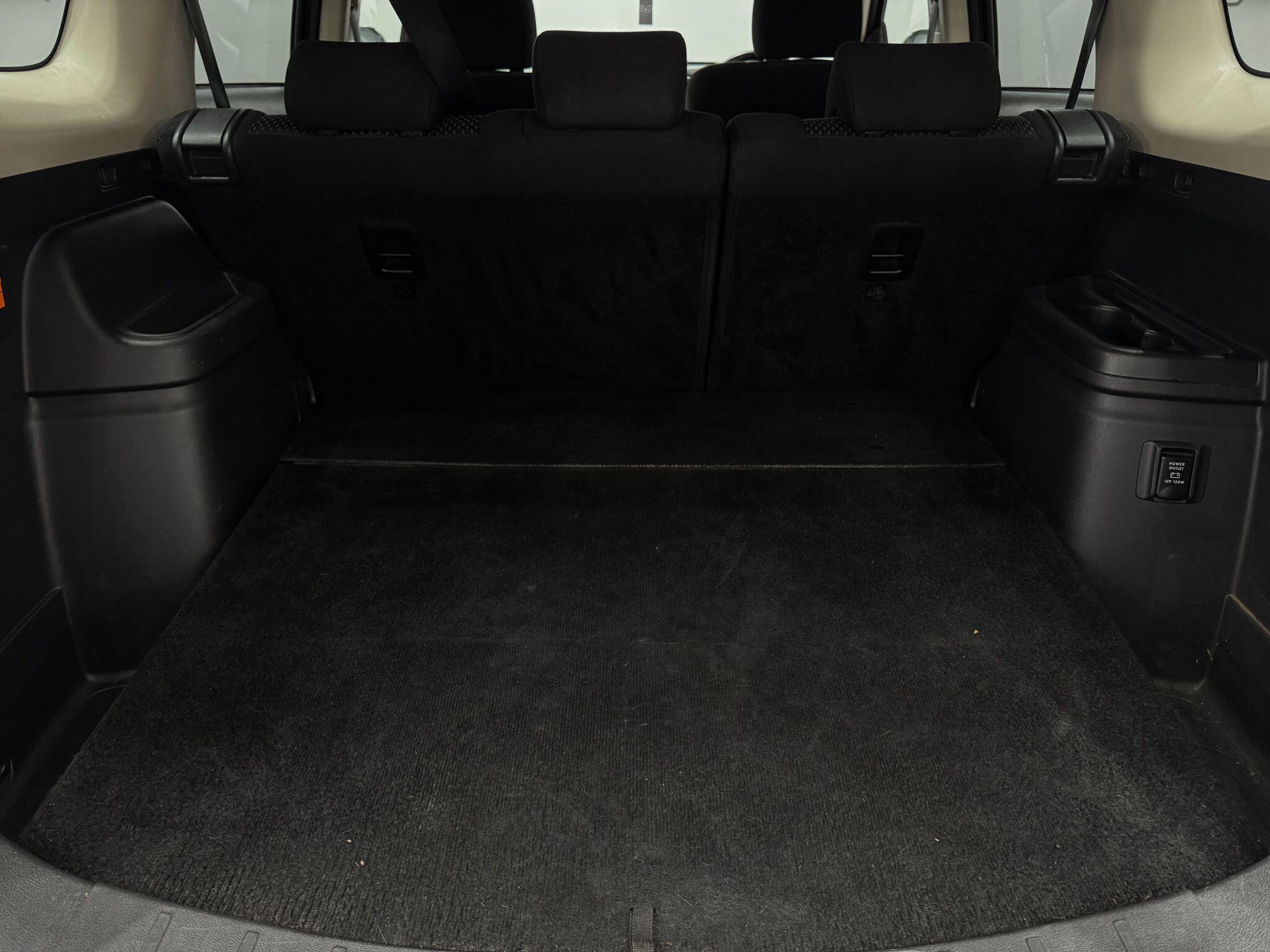 Mitsubishi Outlander view 68