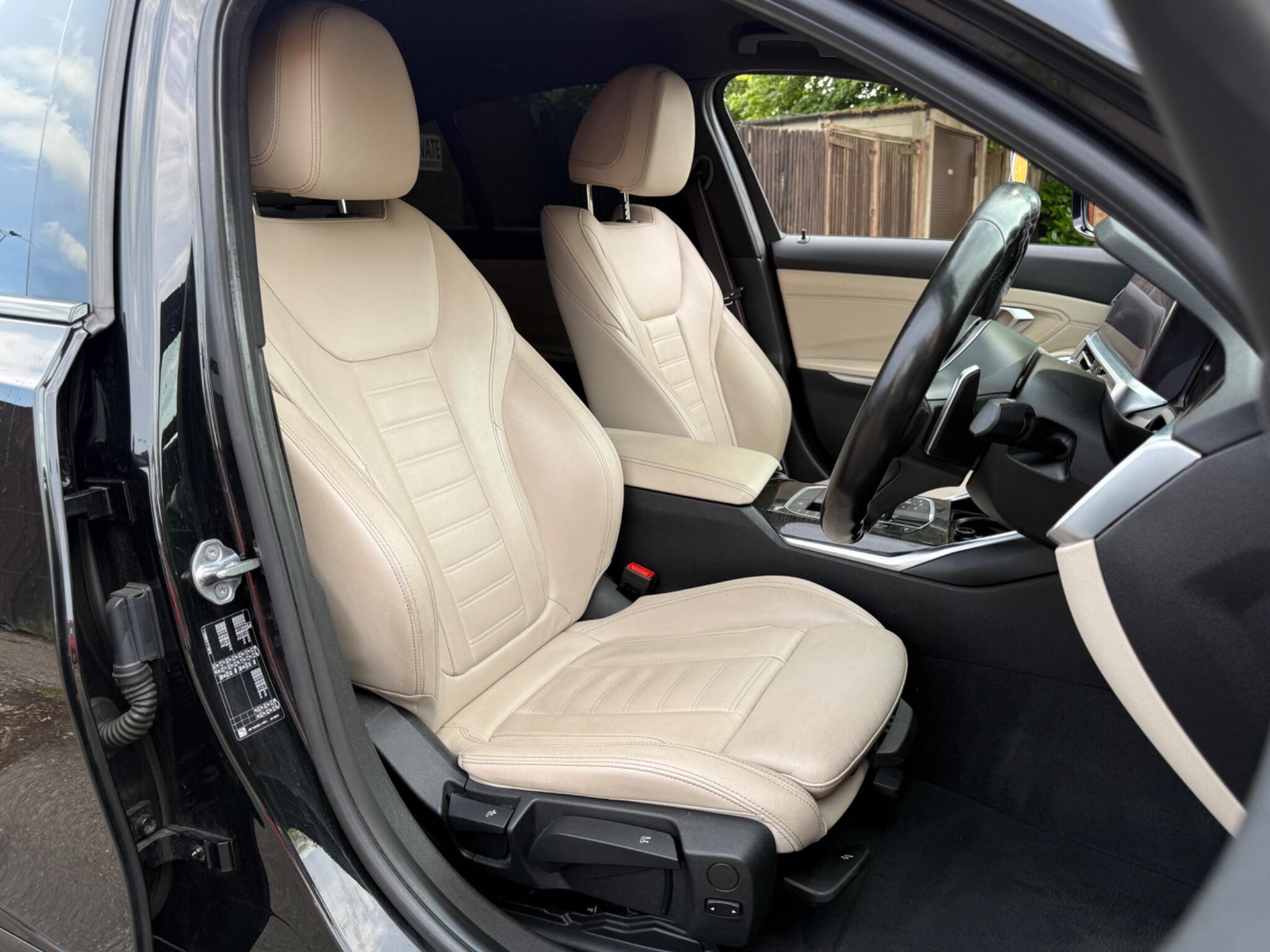 BMW 3 Series - Image 24