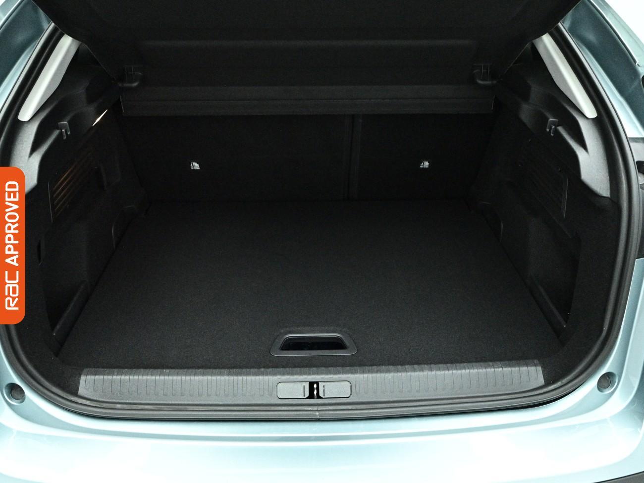 Citroen E-C4 view 14