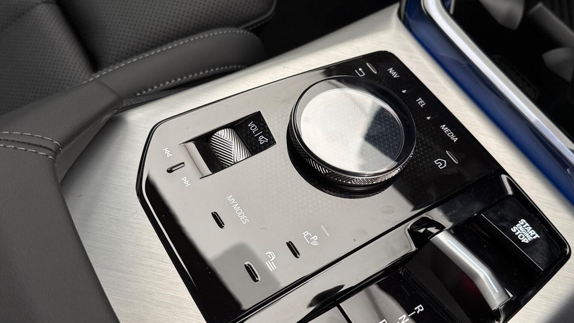 BMW X3 view 20