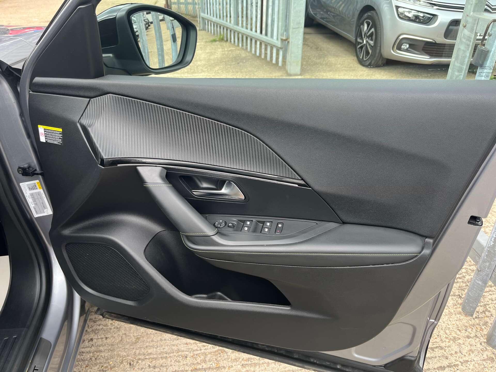 Peugeot 2008 view 47