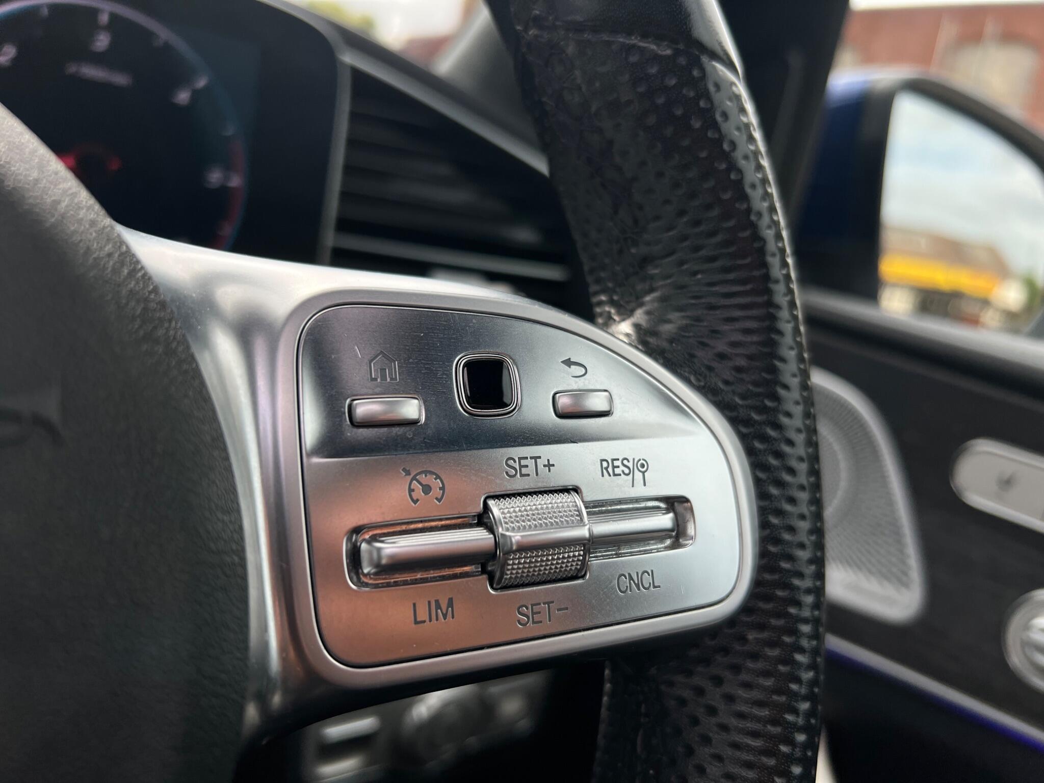 Mercedes-Benz GLE view 45