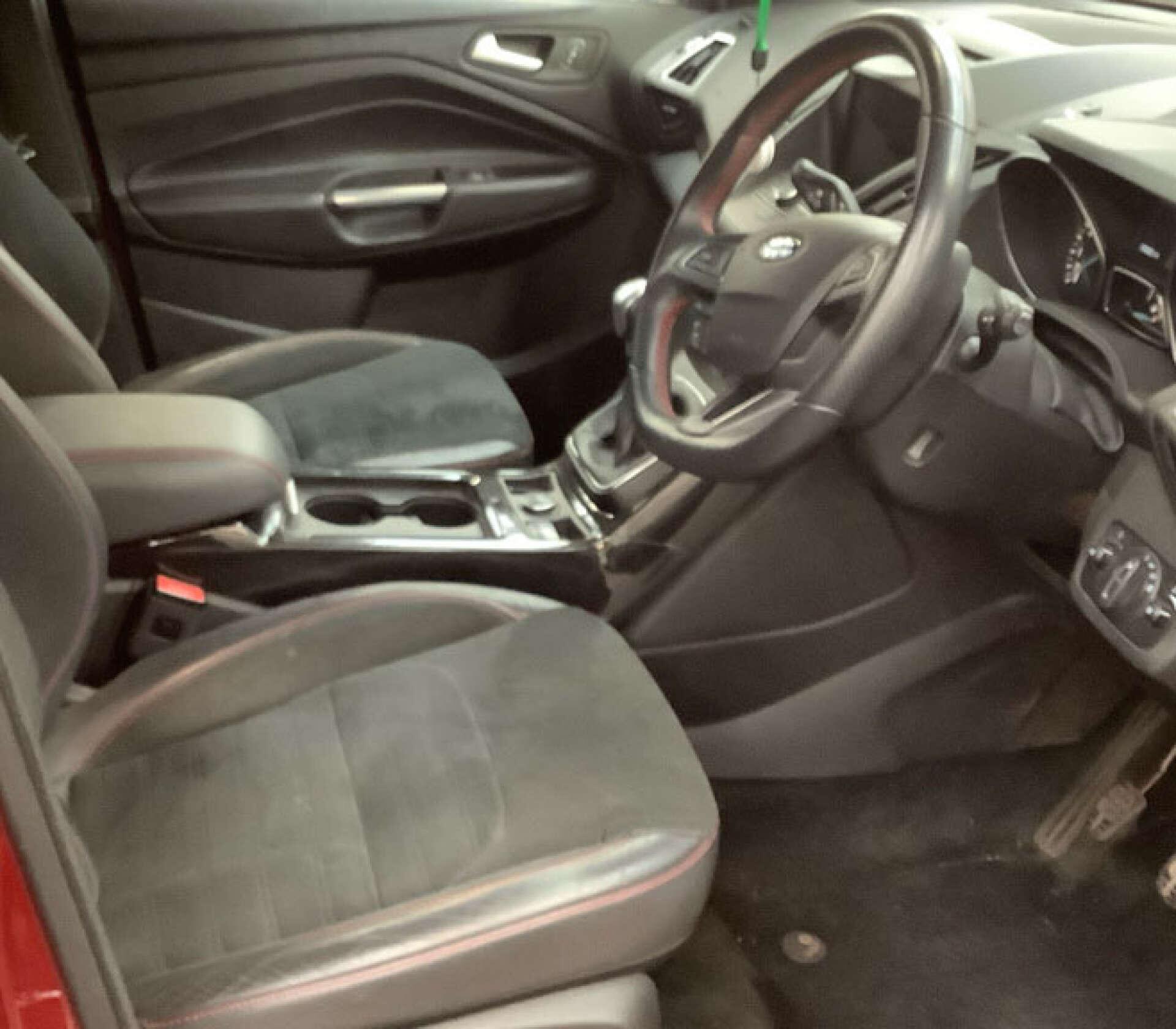 Ford Kuga view 4